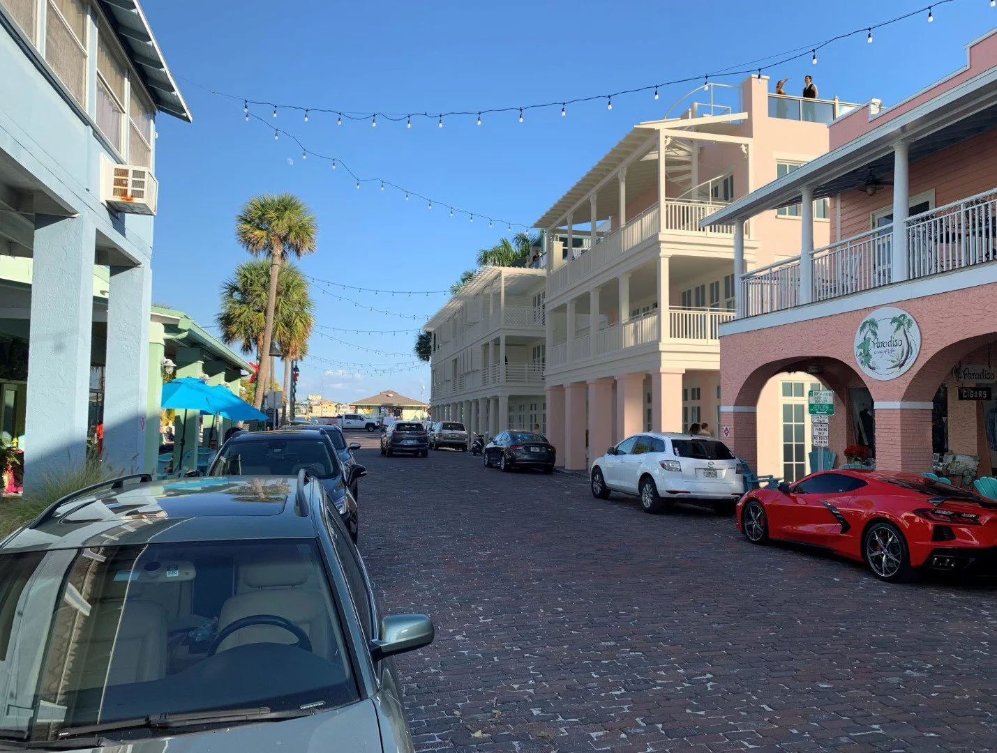 2 - View 1 Final white stair (Large).jpg