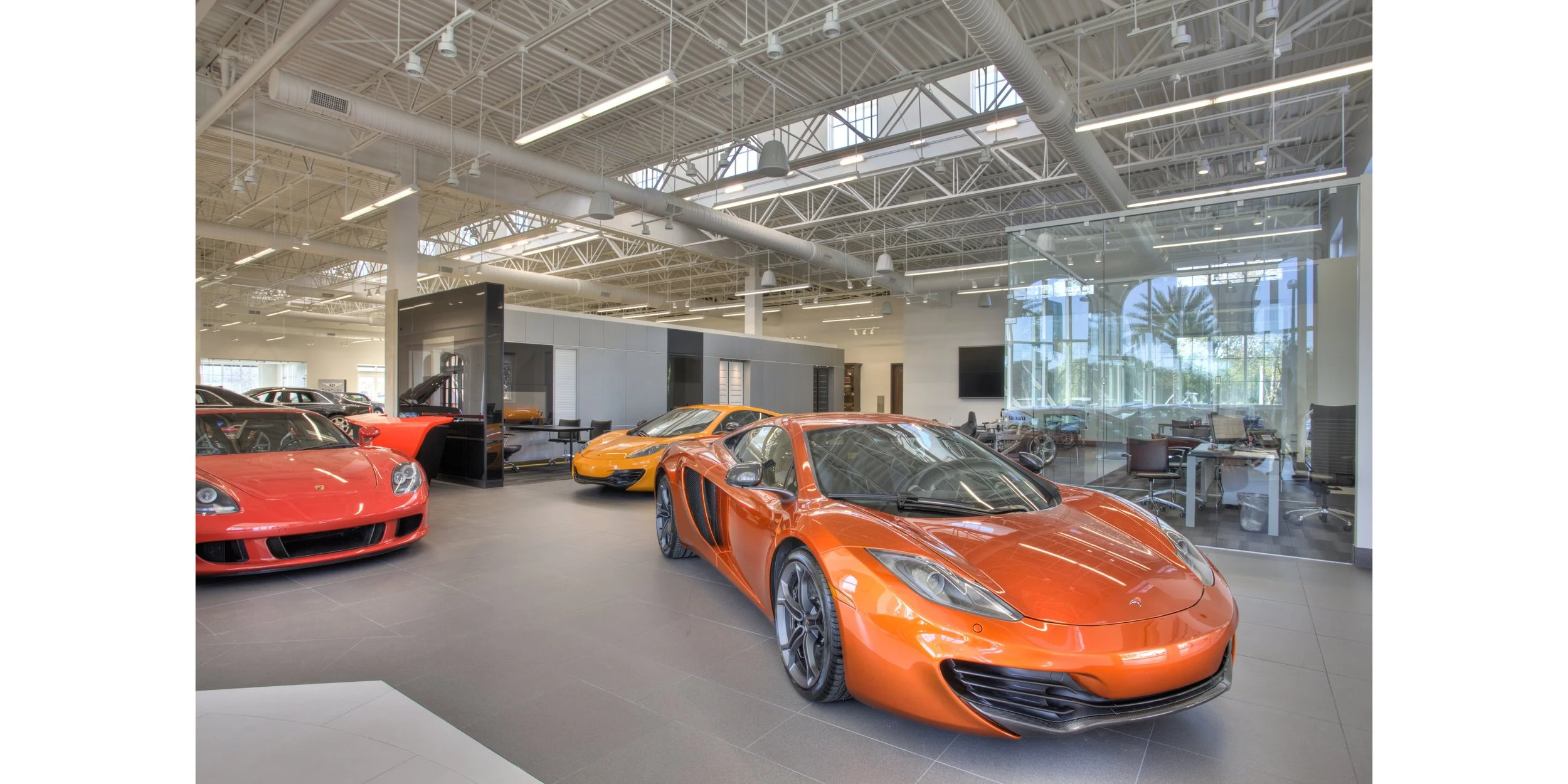 I - DEC_McClaren.jpg