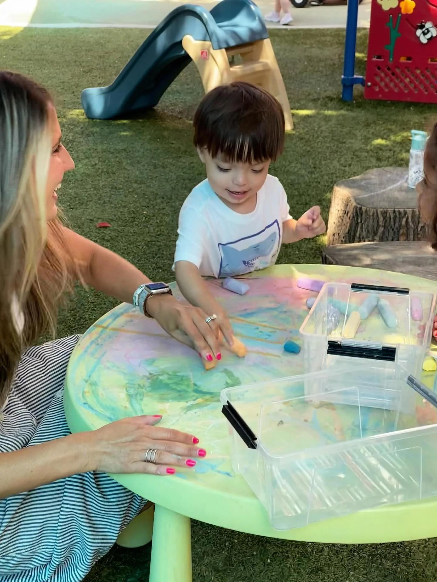 It&rsquo;s been a FUN start to the Family Room (2 year old program)! 

In this program play IS the curriculum! Children are learning through hands-on, joyful play 💛! It&rsquo;s how they build brain connections, practice language, solve problems and 