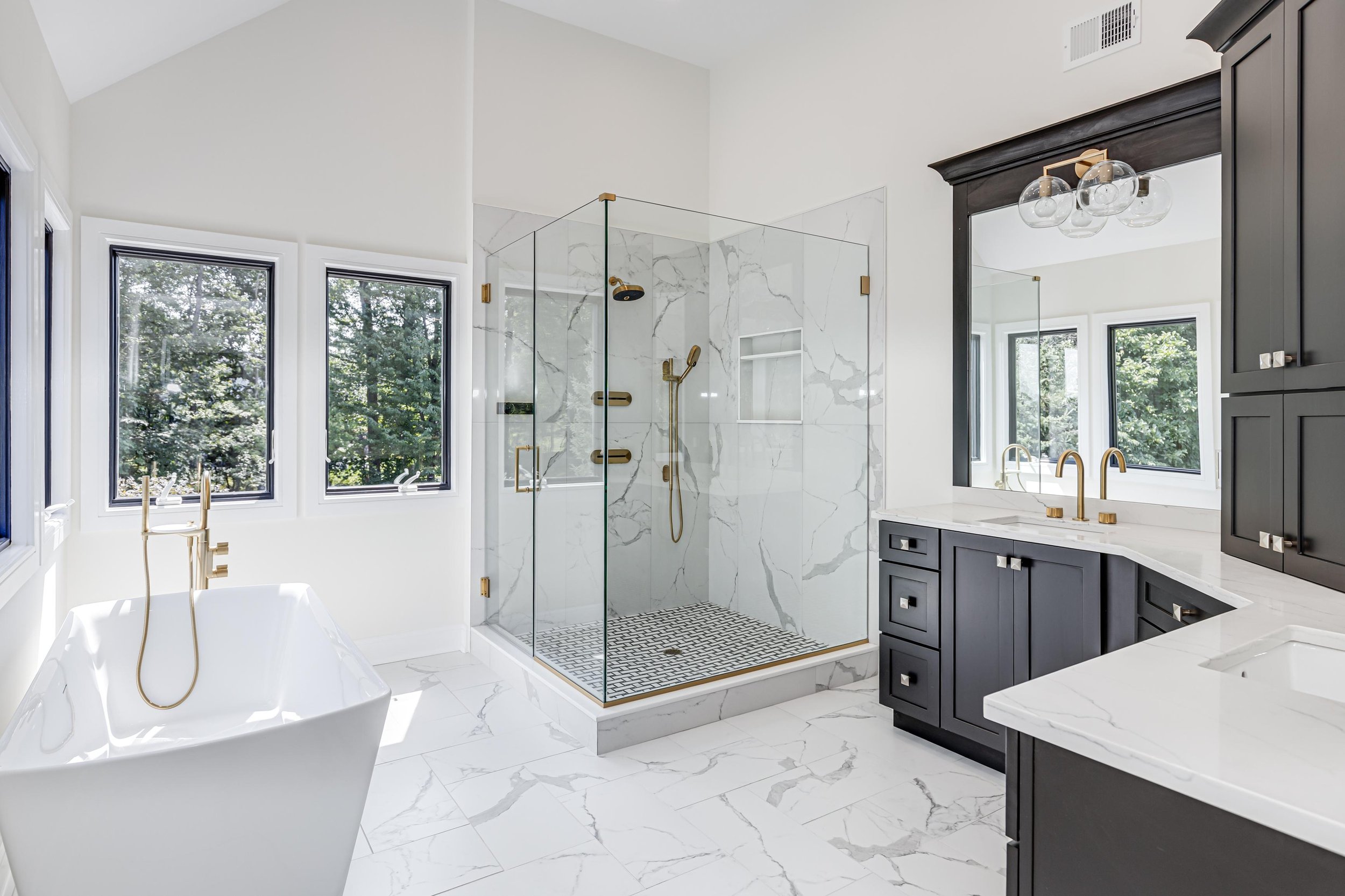 vizotours bathroom-1 sm.jpg