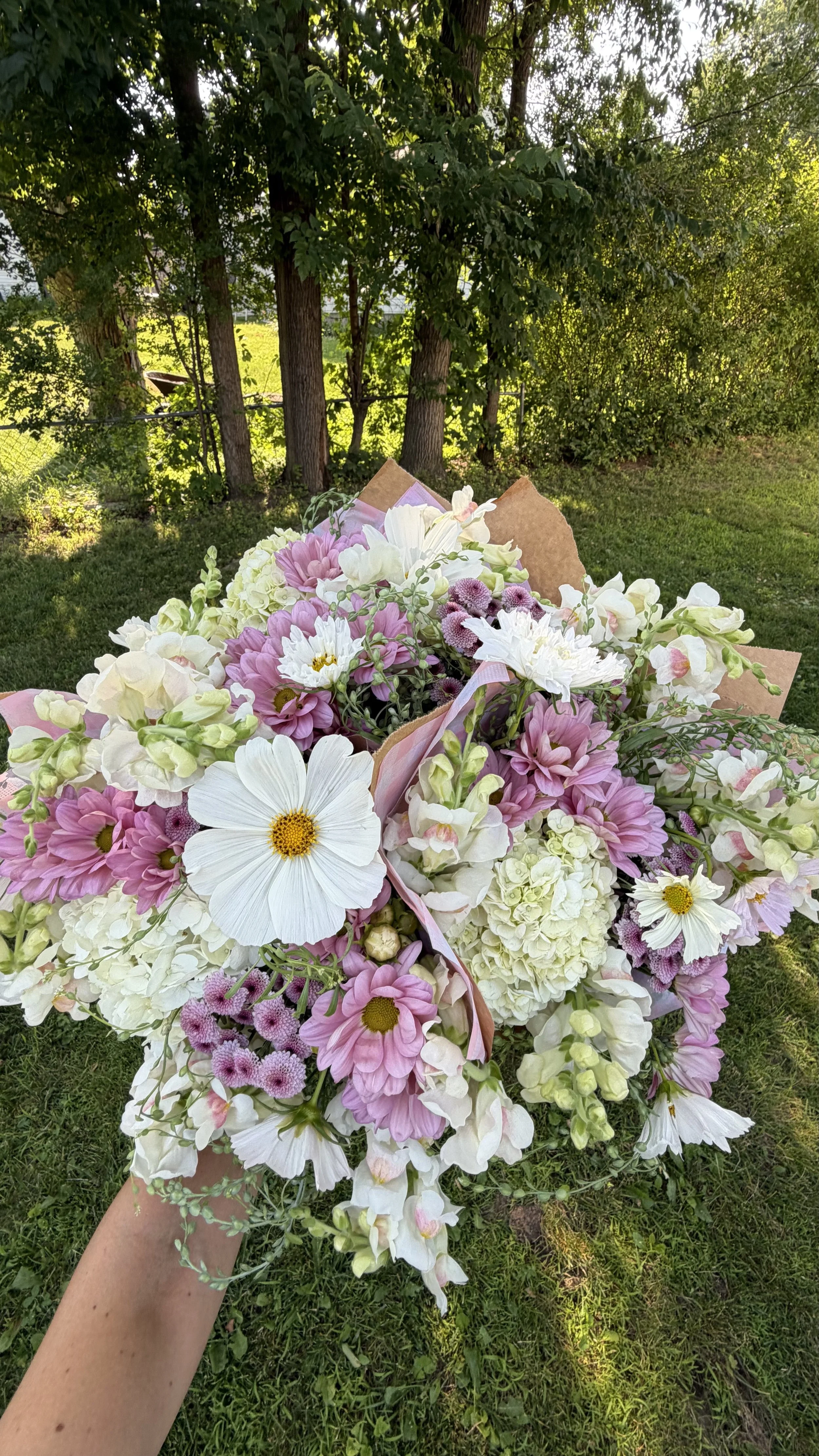 Frannie and the Flower Mixed Bouquet Vermont Flowers7.jpeg