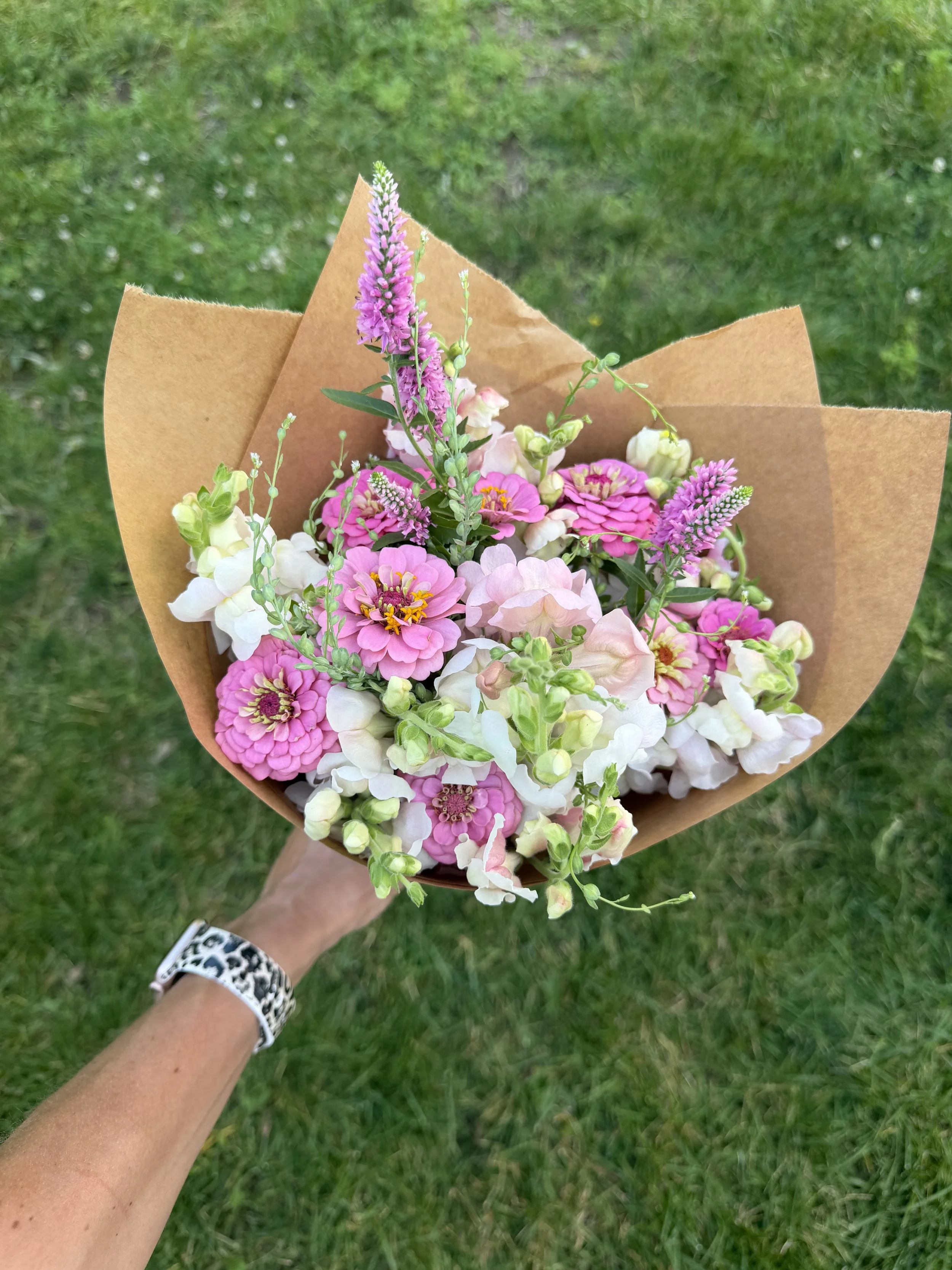 Frannie and the Flower Mixed Bouquet Vermont Flowers5.jpeg