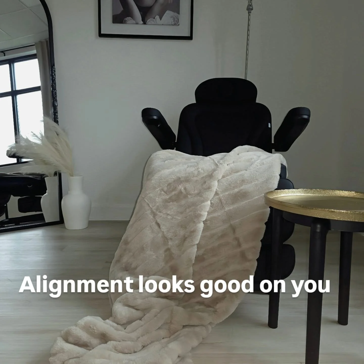 Alignment looks good on you . 

When your energy shifts,
everything follows &mdash;
your confidence
your presence
your glow
This is your return.

✨ Become magnetic again
📍 Katy, TX
📲 Book your complimentary consultation

#GlowMD experience #aligned