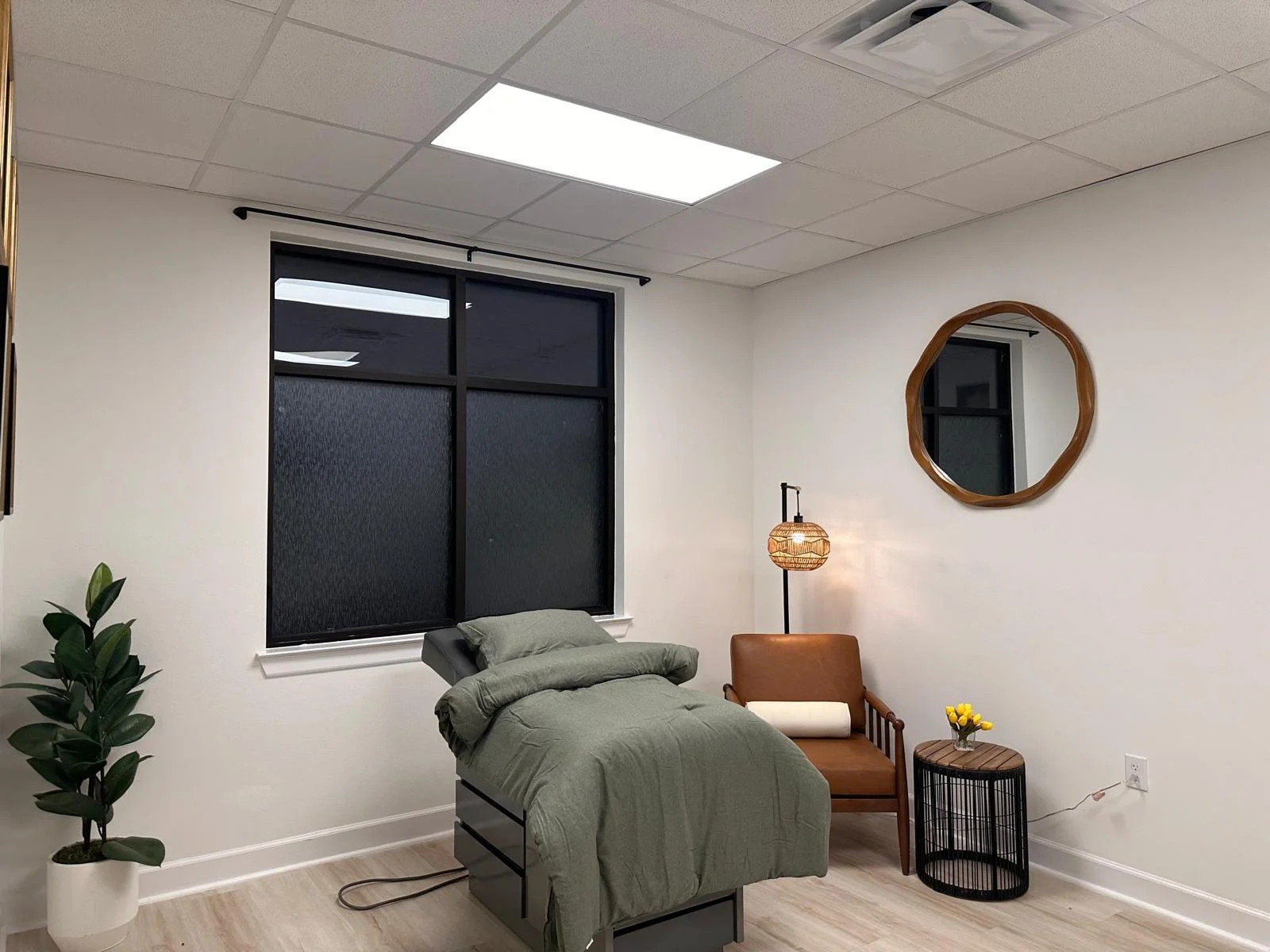 Luxury wellness treatment room for GLP-1 weight loss consultations at GlowMD