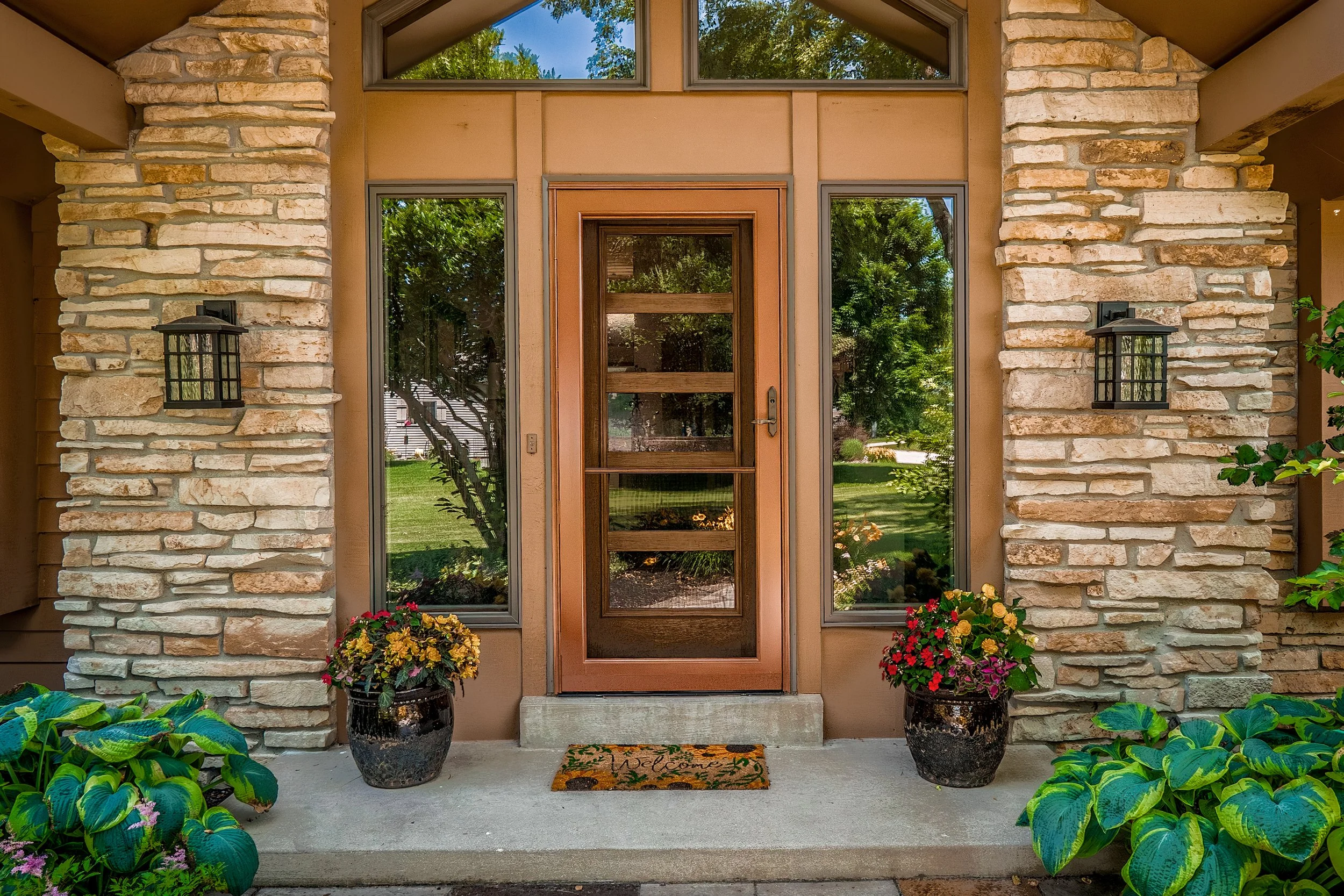 hamer_visuals-editorial_portrait_photography-oconomowoc_wi-25-07-july-double_g_interiors-DSC1865.jpg