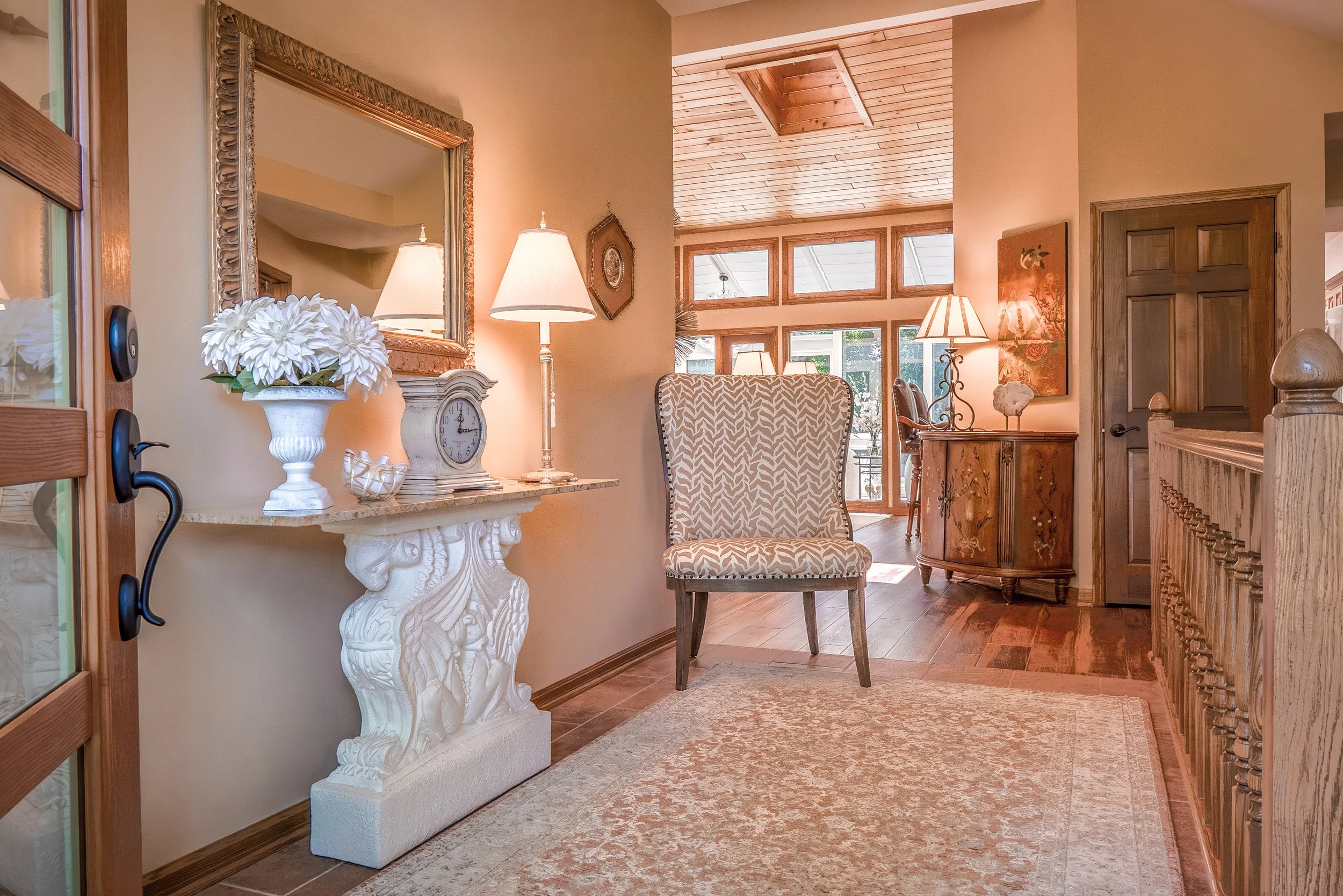 hamer_visuals-editorial_portrait_photography-oconomowoc_wi-25-07-july-double_g_interiors-DSC1599.jpg