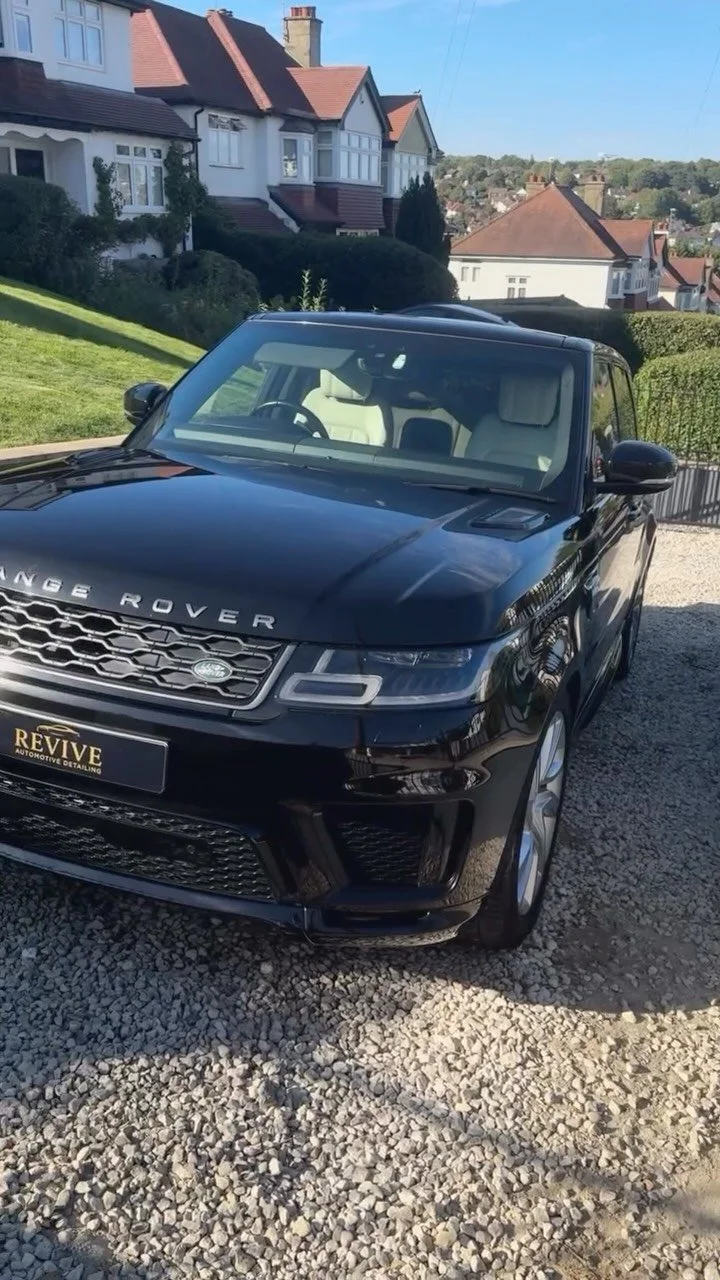 It seems there’s a growing theme with Range Rovers and transformations. This one received our full interior and exterior detail, with a 3 year coating🤩