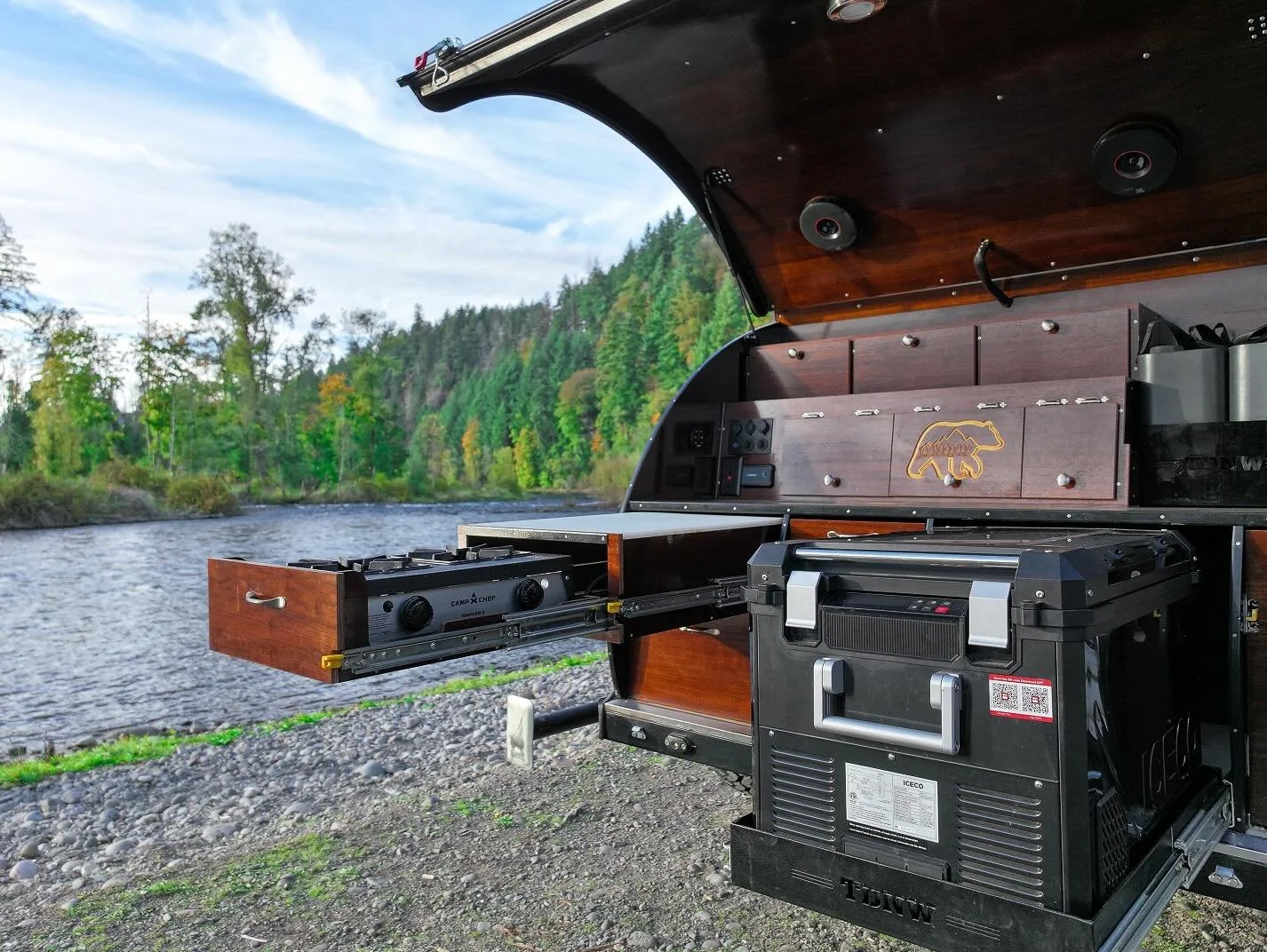 One turn off the highway.
A few miles of dirt.
And suddenly, it&rsquo;s just you and the trees.

This is what your weekends could look like.
Let&rsquo;s build yours.