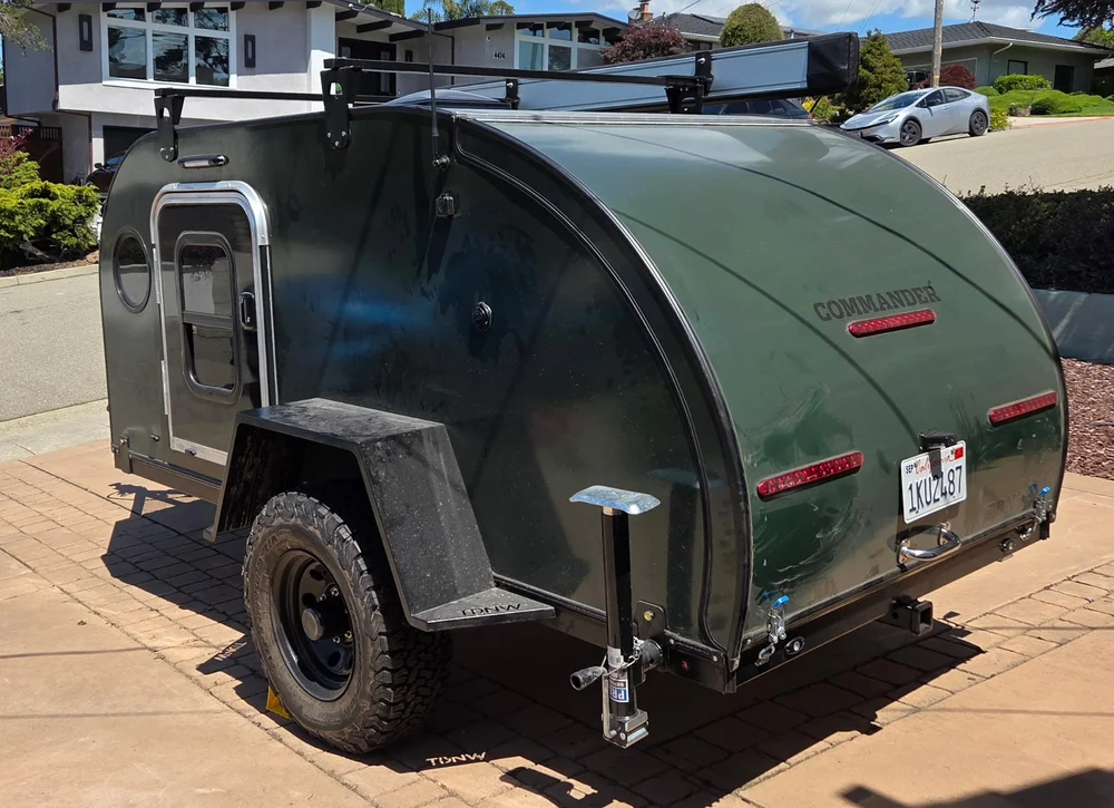 Commander rear