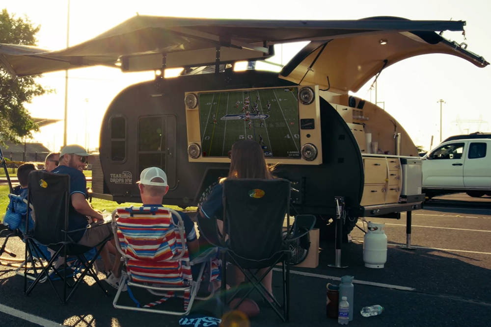 FanCave builder