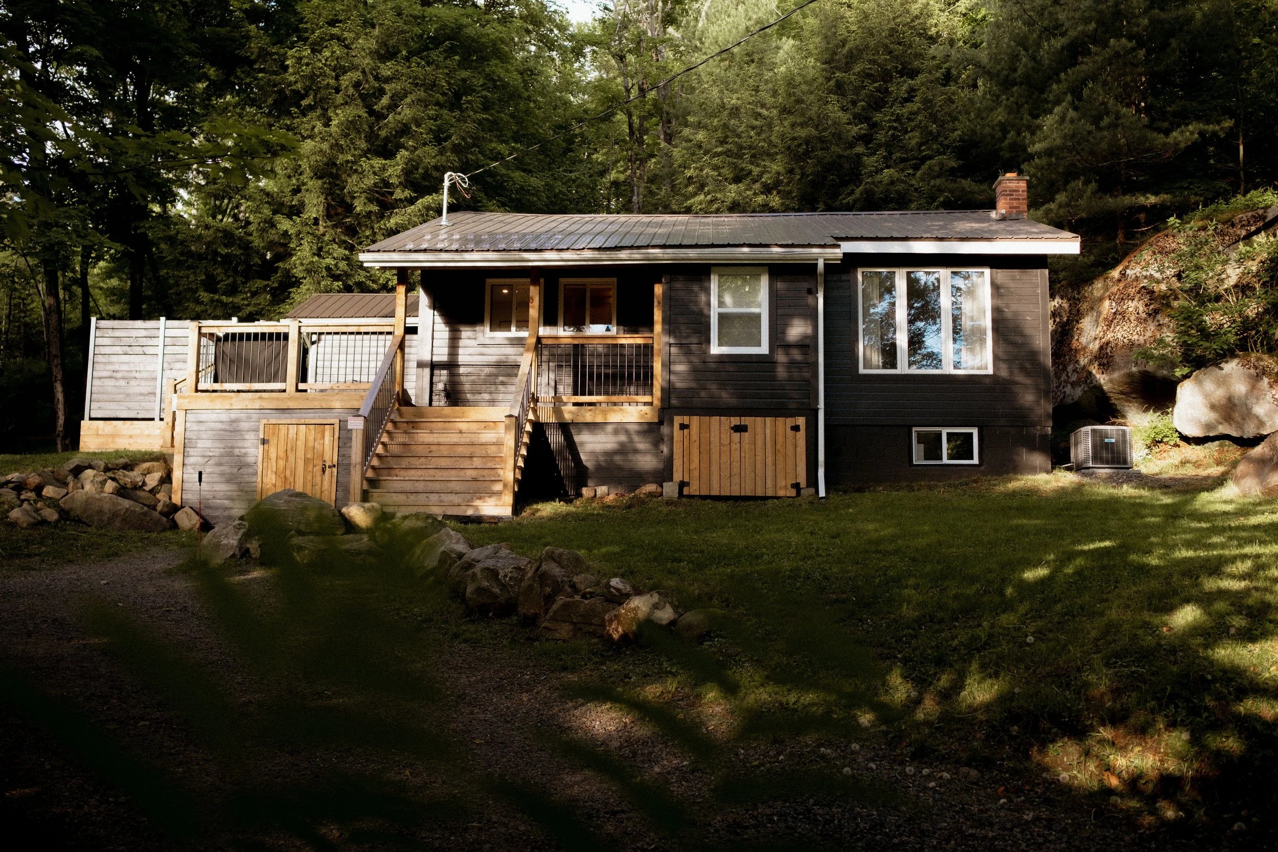 XT325195 (1).jpg