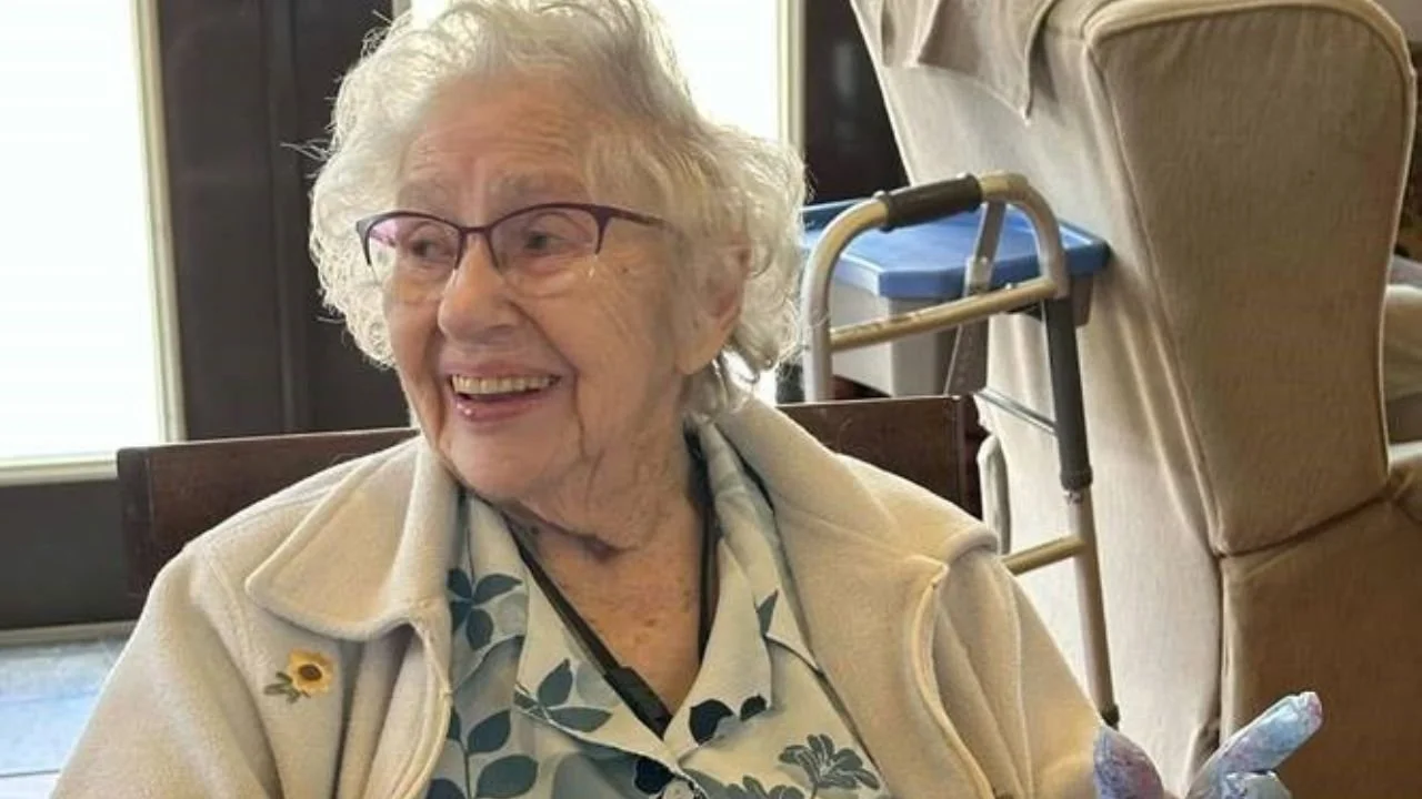 Independent Living vs Assisted Living: Understanding Your Senior Care Options