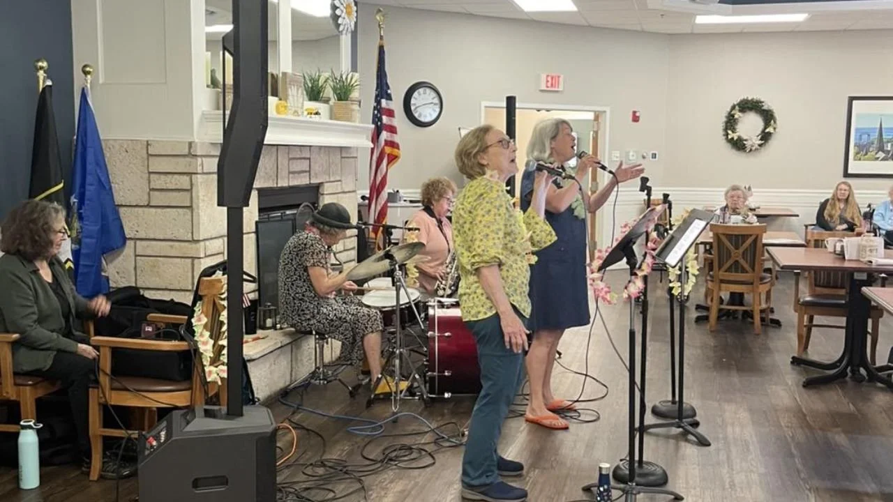 What Are the Most Valuable Assisted Living Amenities for Active Seniors?