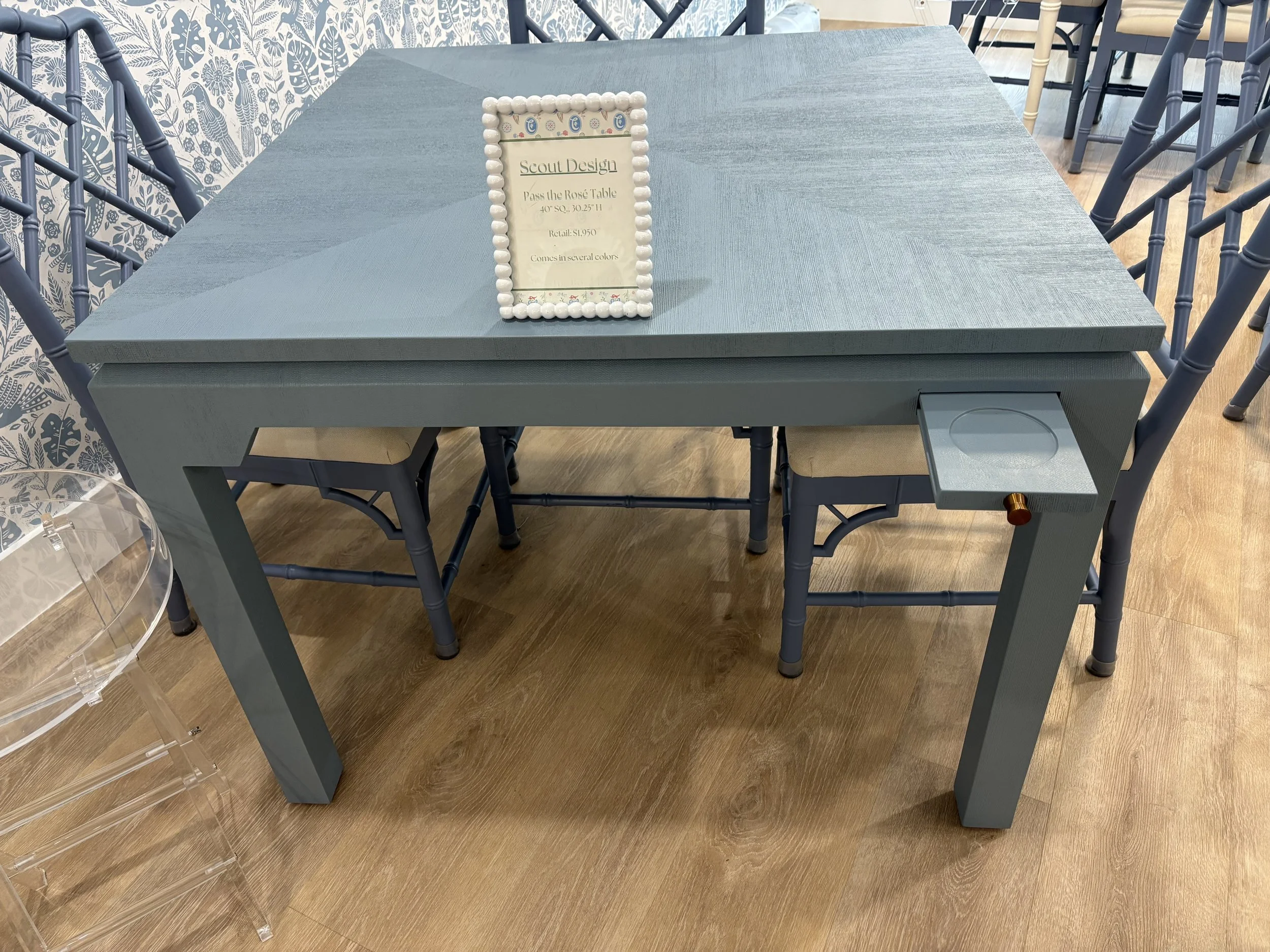 Scout Design Pass the Rose Table