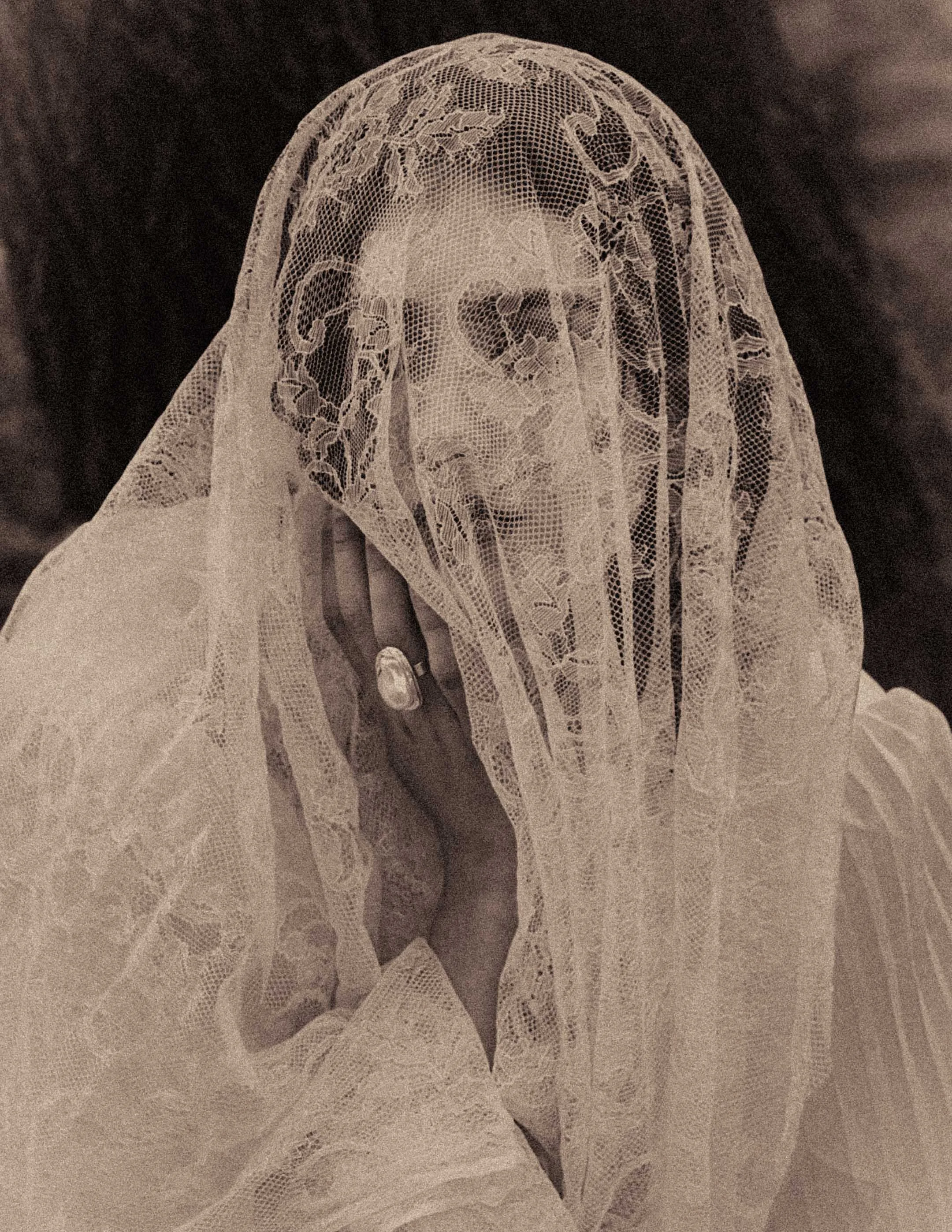 GNG03344-Web Portrait-2.JPG