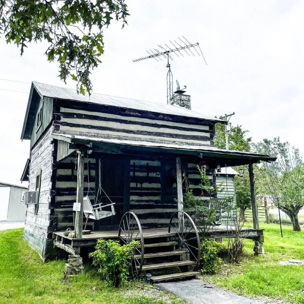 Cabin Farmstay in Western Kentucky on the farm or lake