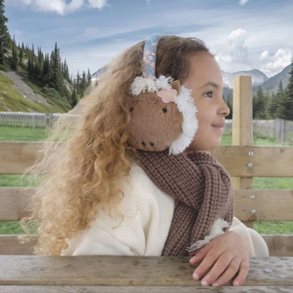 Peggy_Earmuffs1-w25k9gyw-7_large.jpg