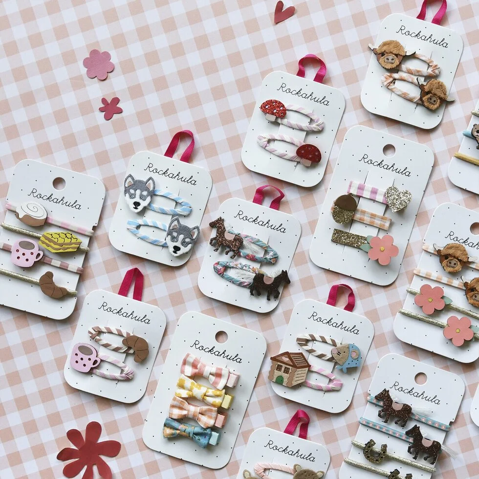 Multi_Clips_on_Gingham_Card_Square-n33mp4on-4_large.jpg