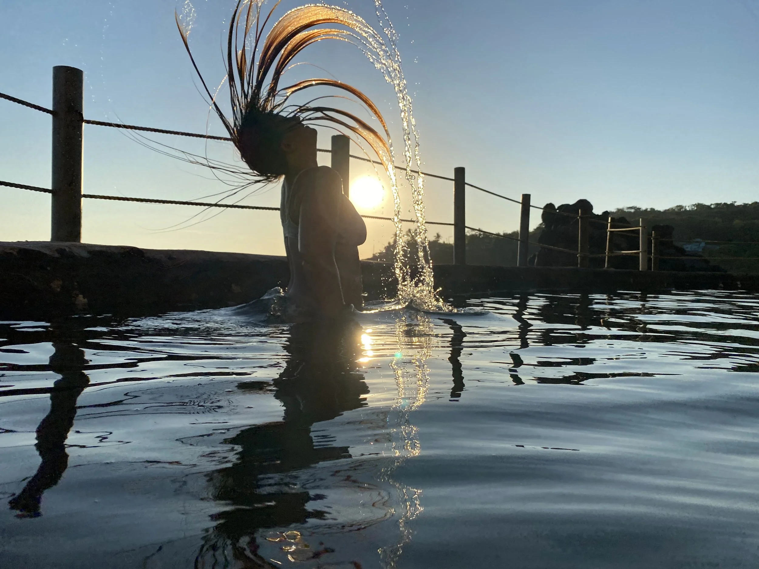 Beach Hopping in El Salvador: Quiet Mornings, Loud Beaches &amp; Learning When to Move On