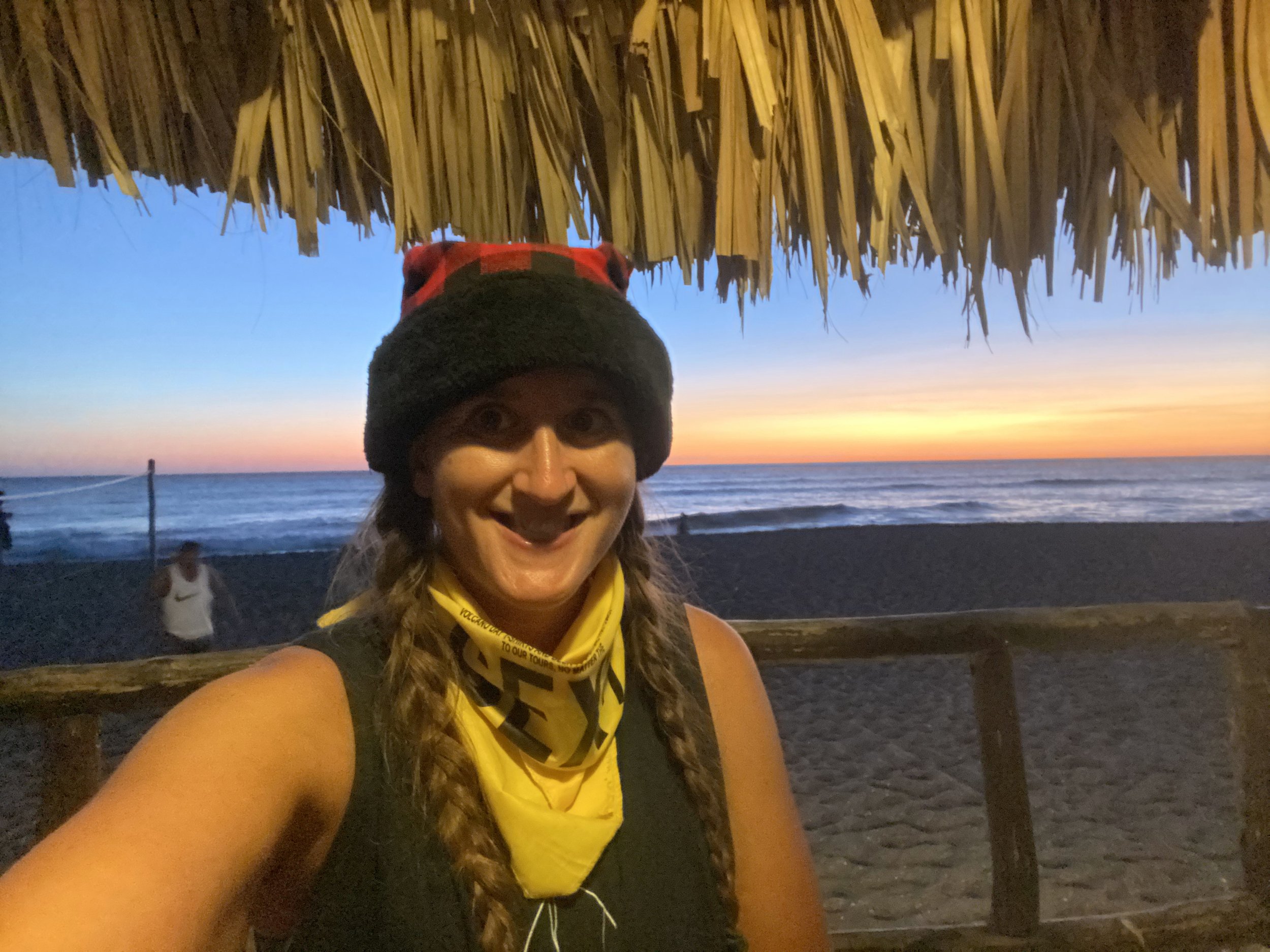 Christmas in Las Peñitas: Beach Days, Bonfires &amp; Backpacker Chaos