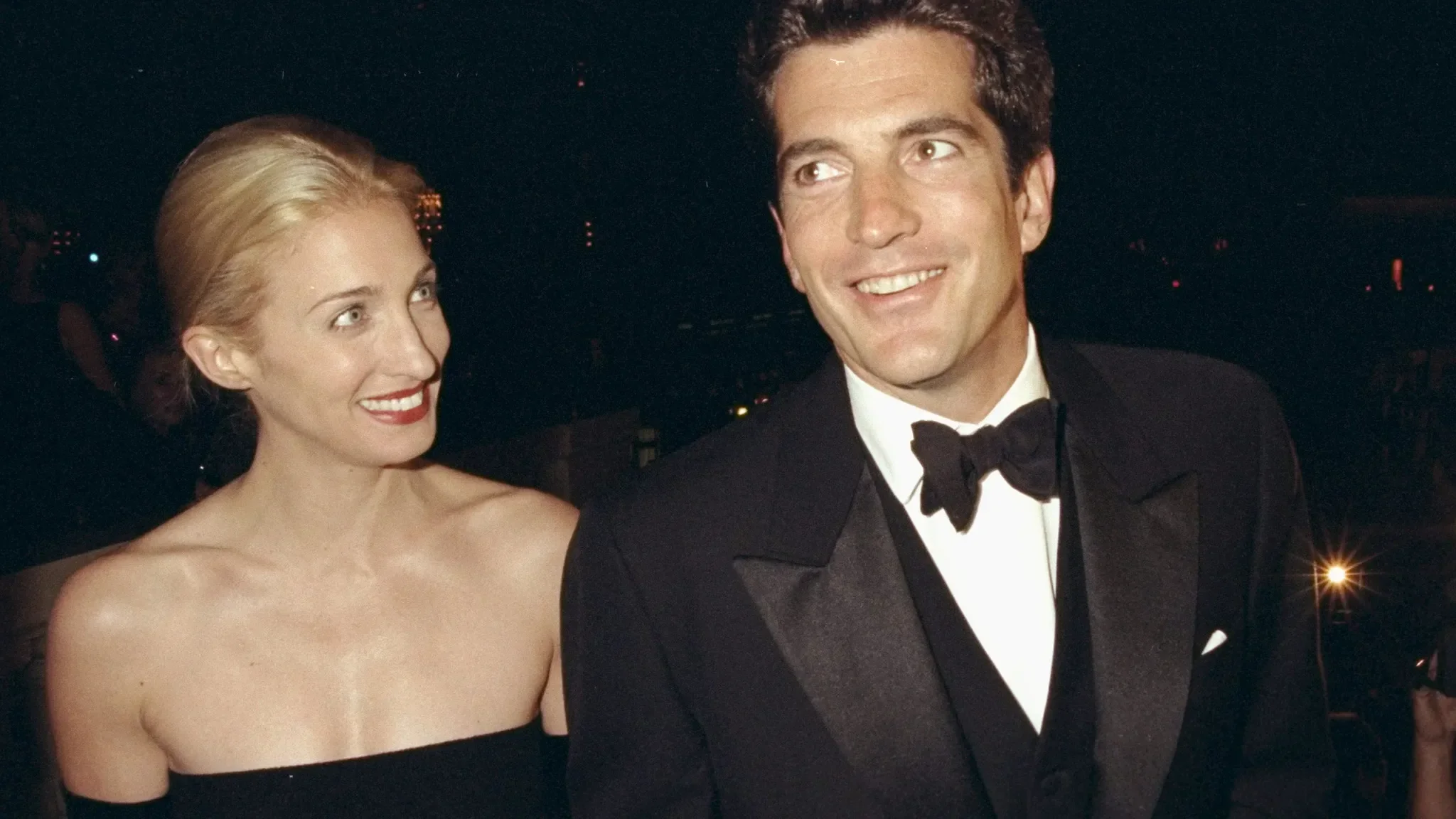 Camelot non è mai finita: JFK Jr. e Carolyn Bessette Kennedy