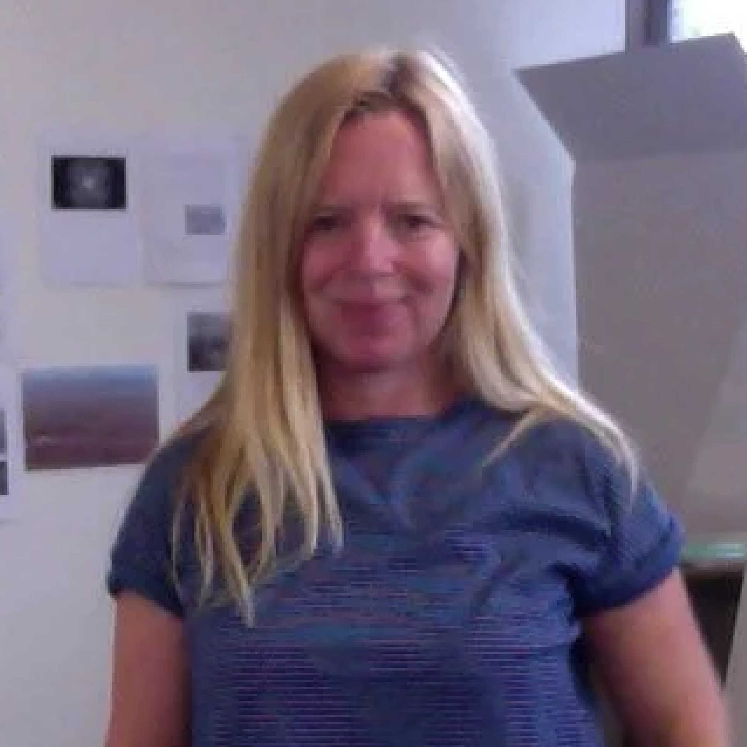 Fiona McDonald (Ireland) is a Dublin-based interdisciplinary artist bridging art, science, and technology. Holds a BSc in Biological Chemistry (University of Ulster), BA and MA in Fine Art (NCAD), and MSc in Multimedia Systems (Trinity College Dublin