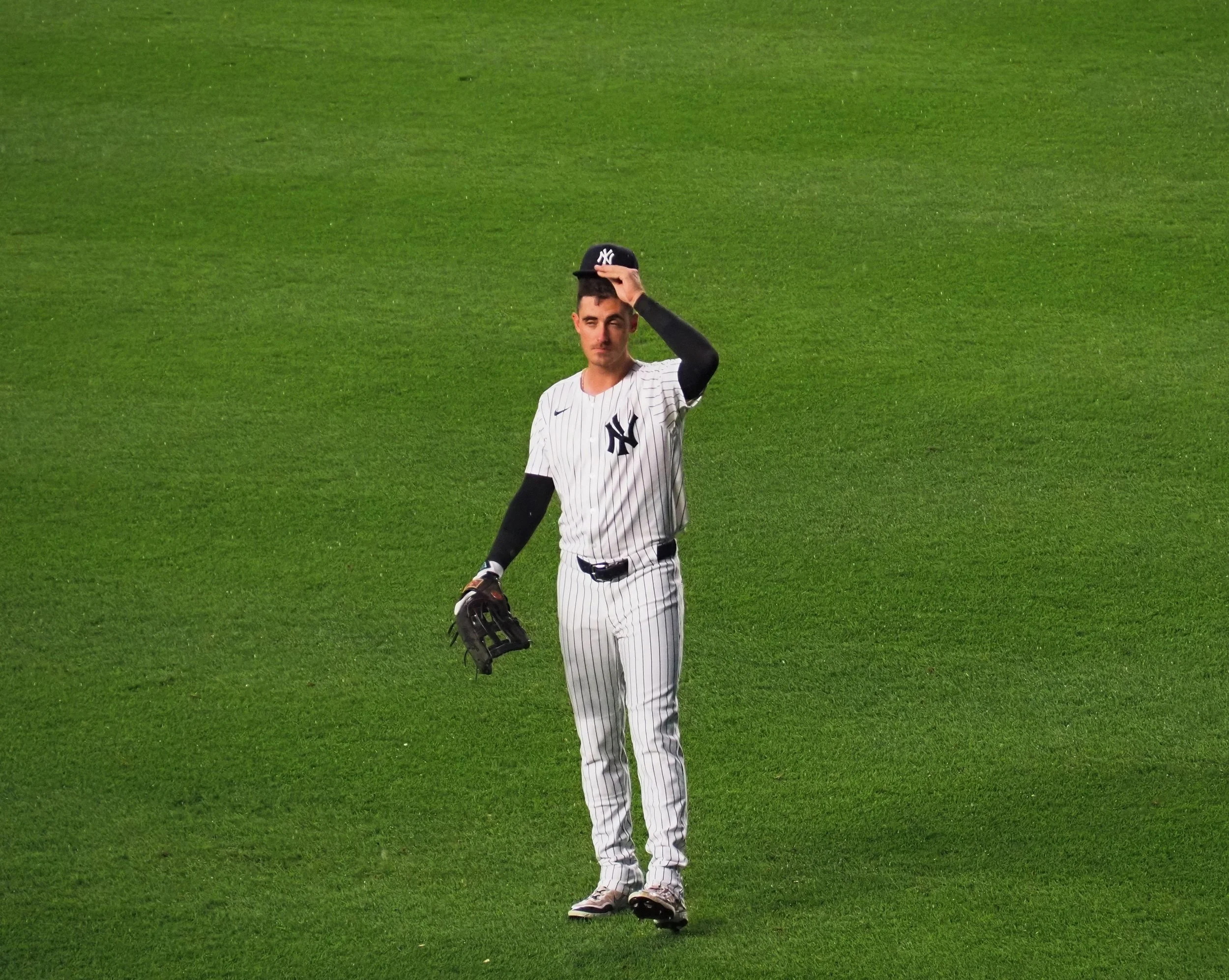 Yankees Outfielder Cody Bellinger Tipping His Cap to the Home Crowd