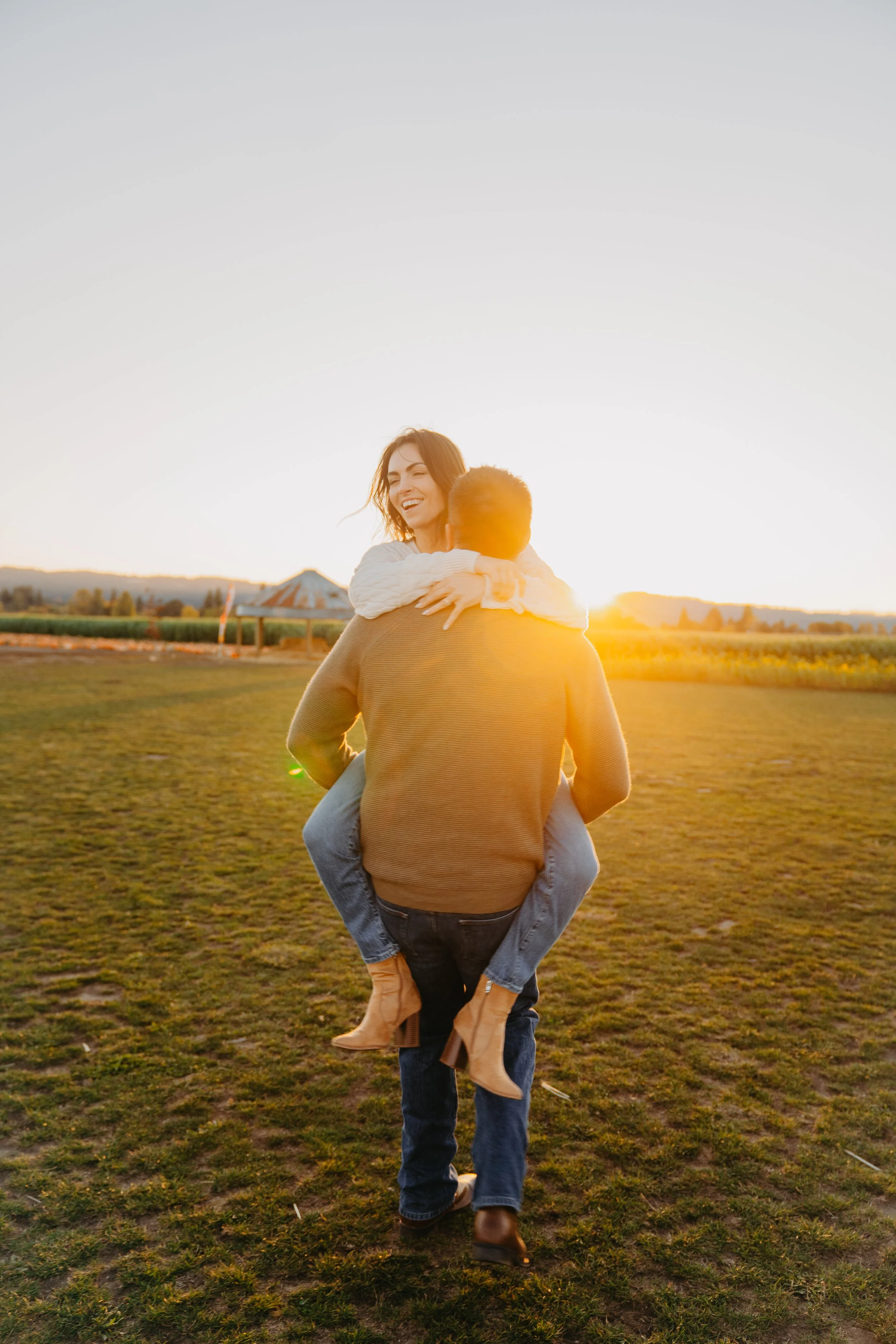 Leah &amp; Mike Engagement Session// Beaverton Oregon 