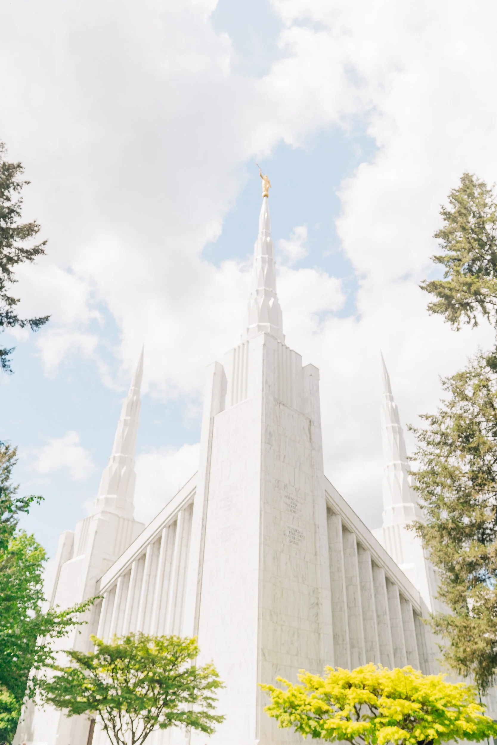 LDS temple wedding photographer-1.jpg
