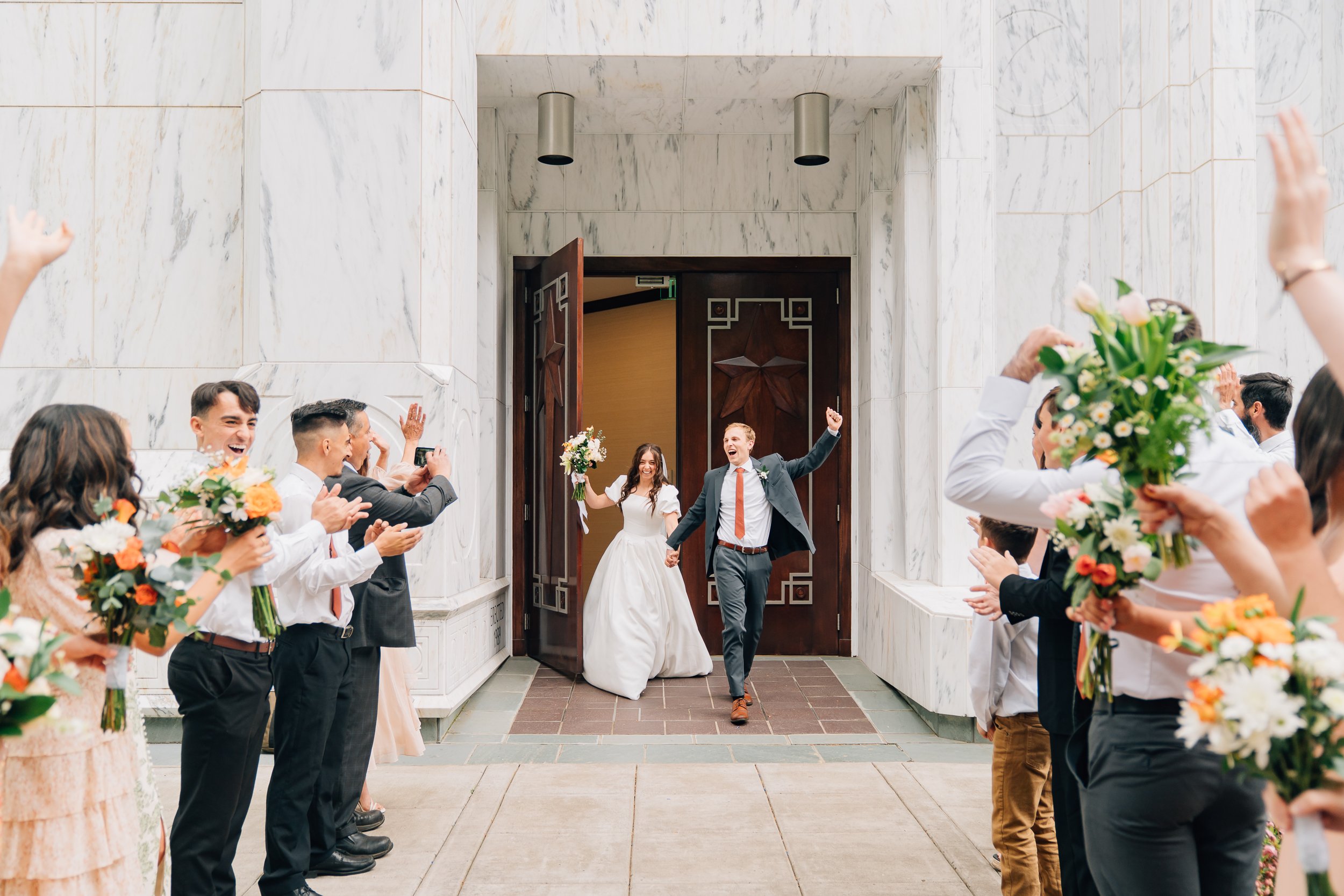 LDS temple wedding photographer-2.jpg