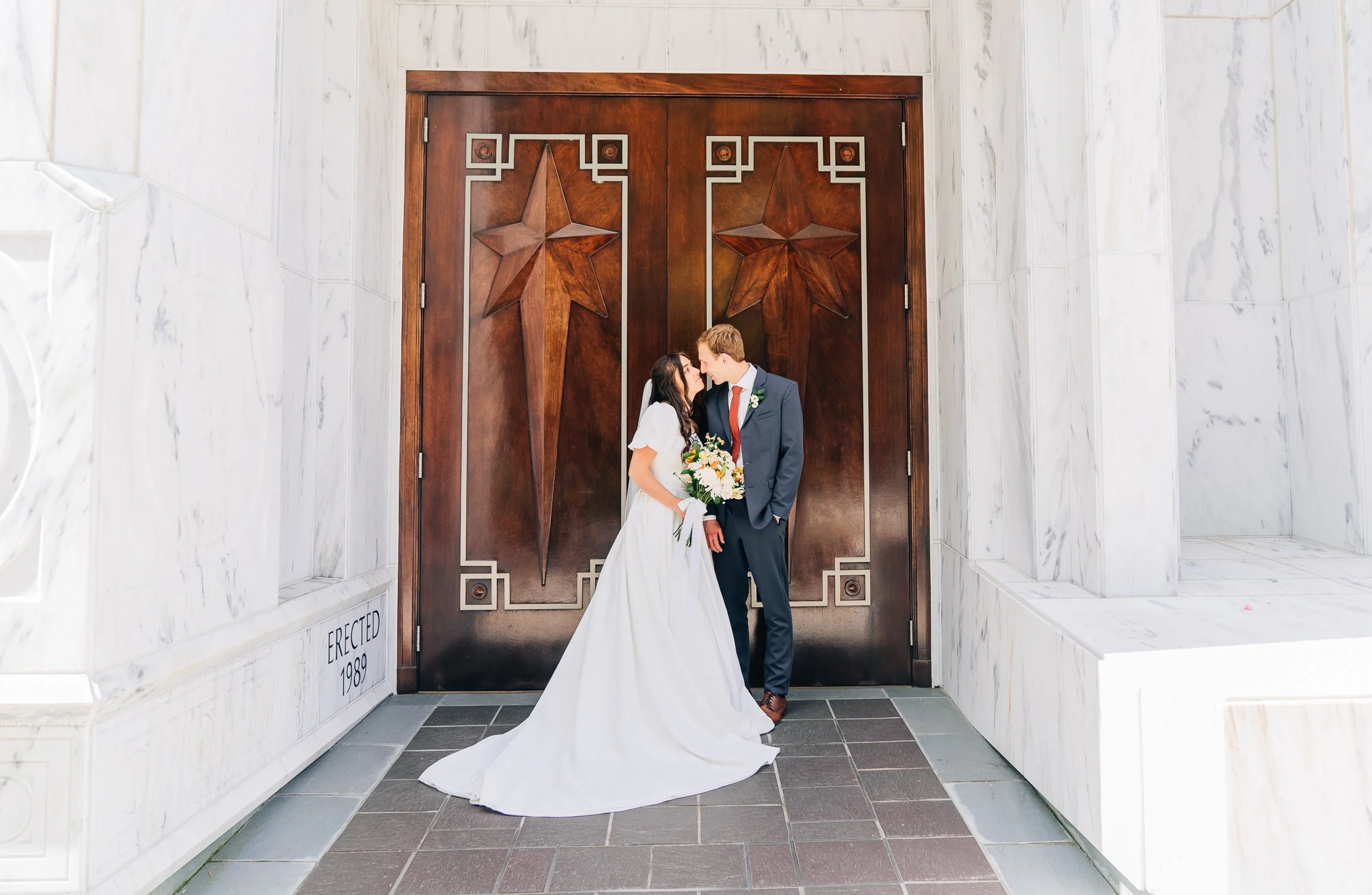 LDS temple wedding photographer-24.jpg