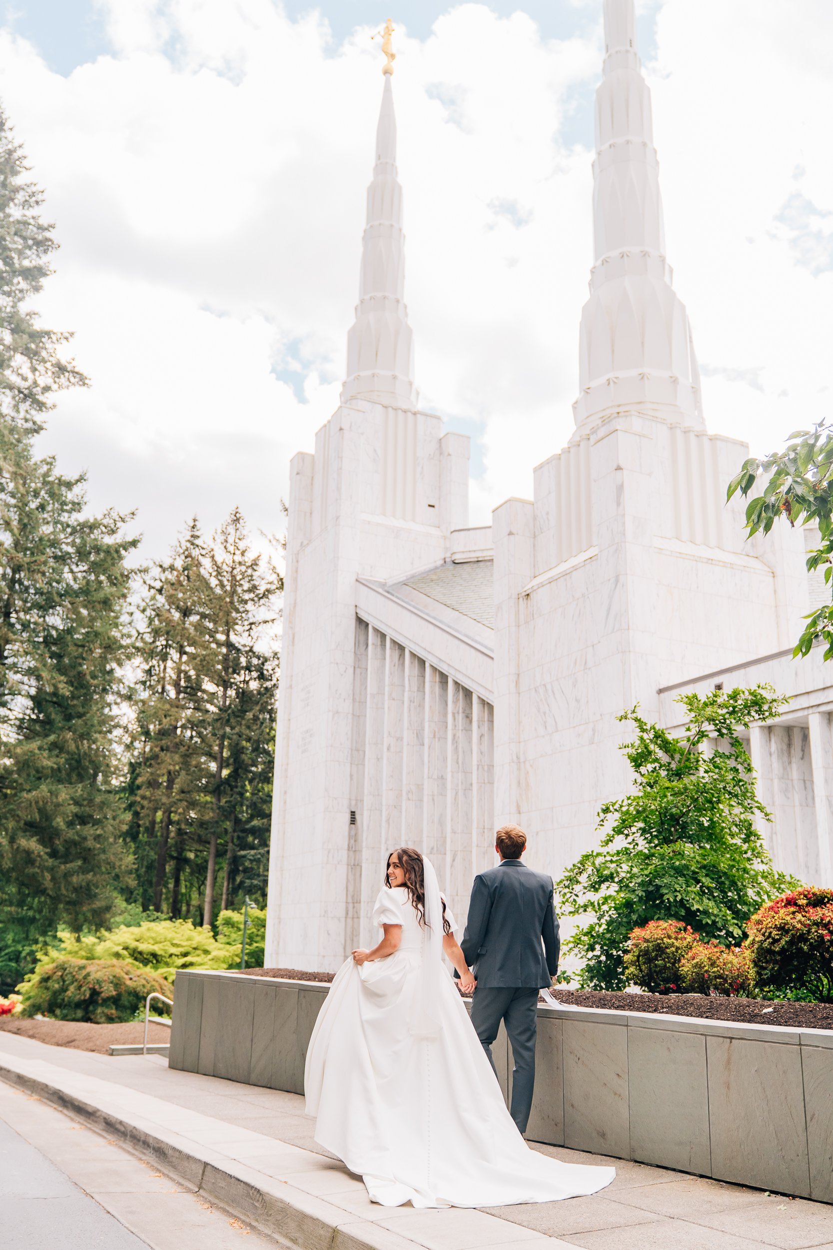 LDS temple wedding photographer-40.jpg