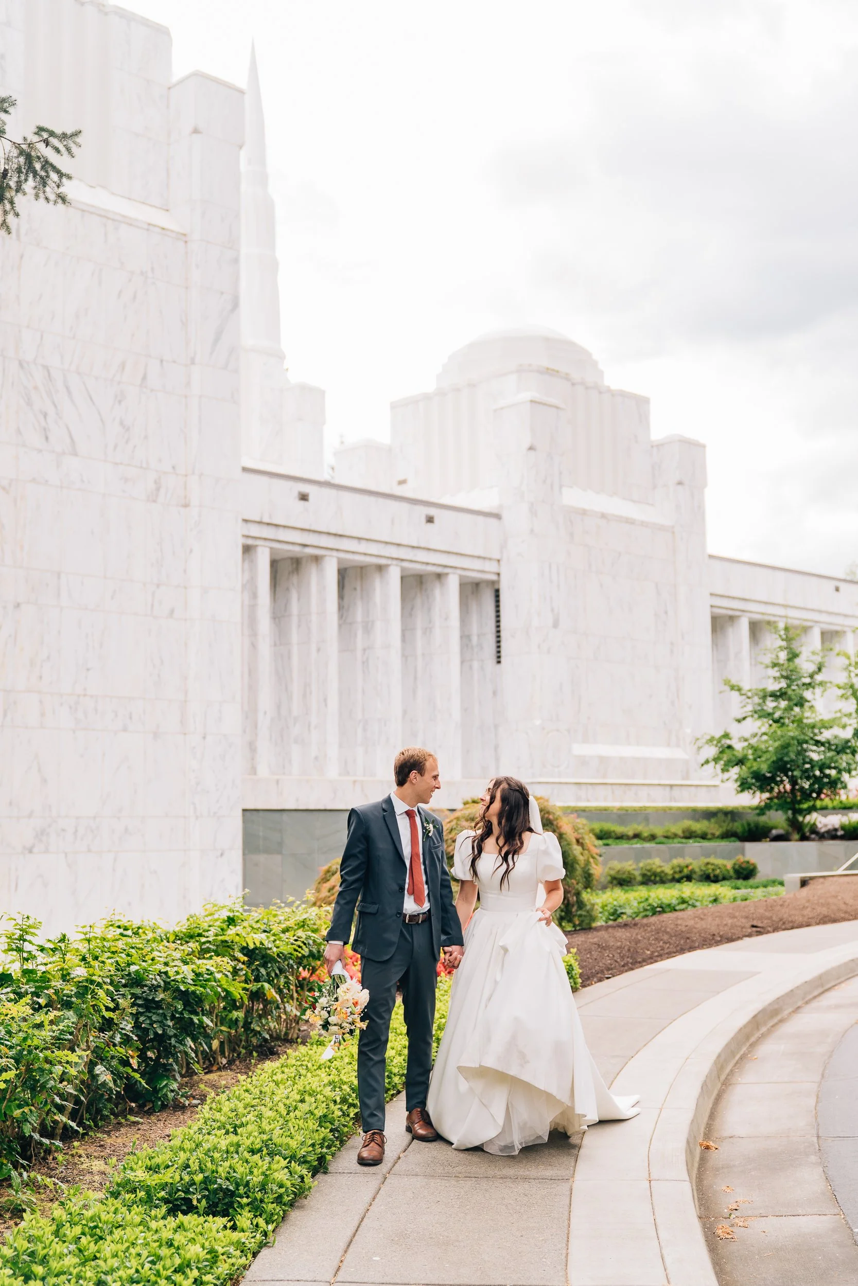 LDS temple wedding photographer-43.jpg