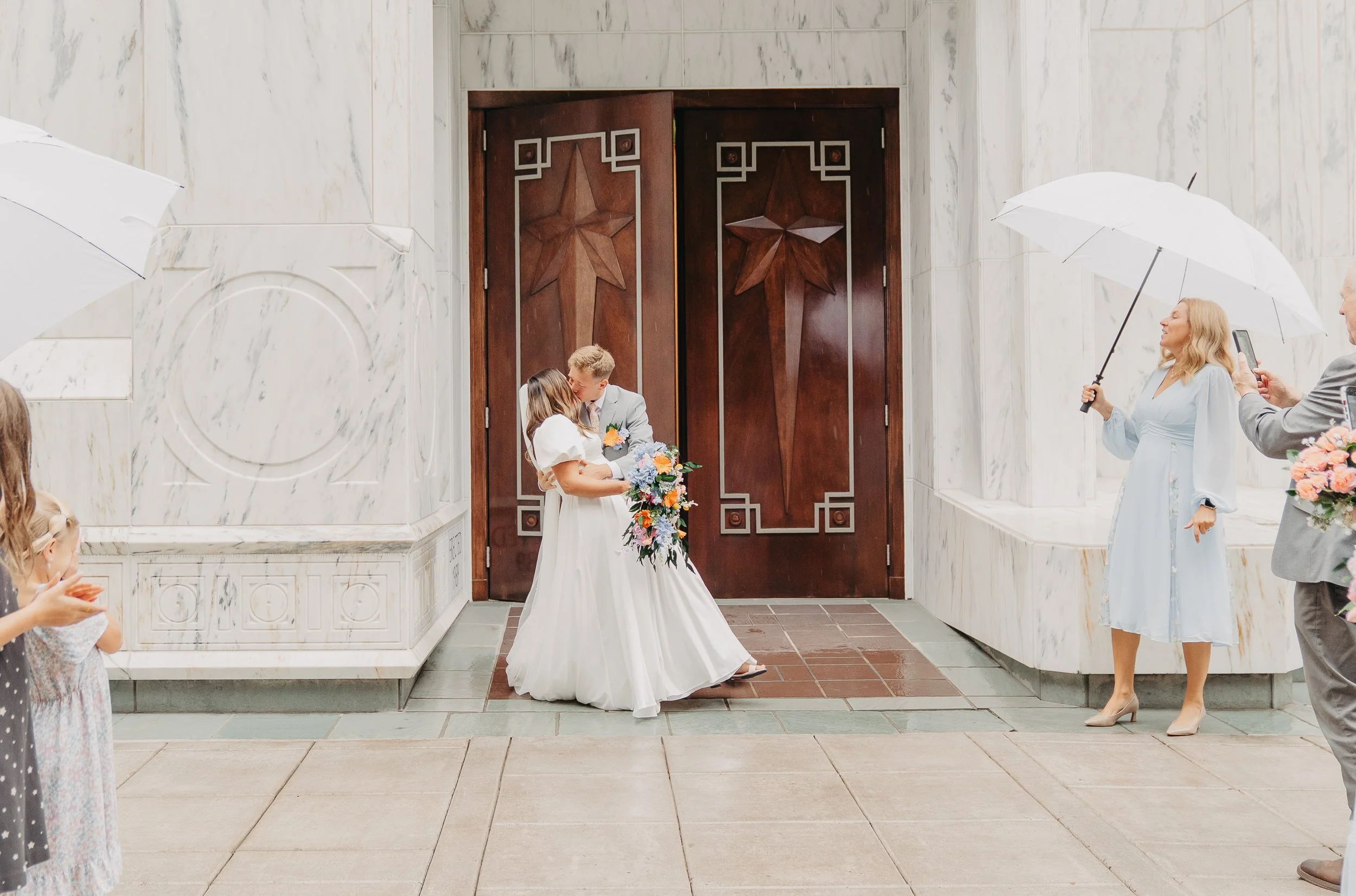 Portland Oregon Temple Wedding Photographer-3.jpg