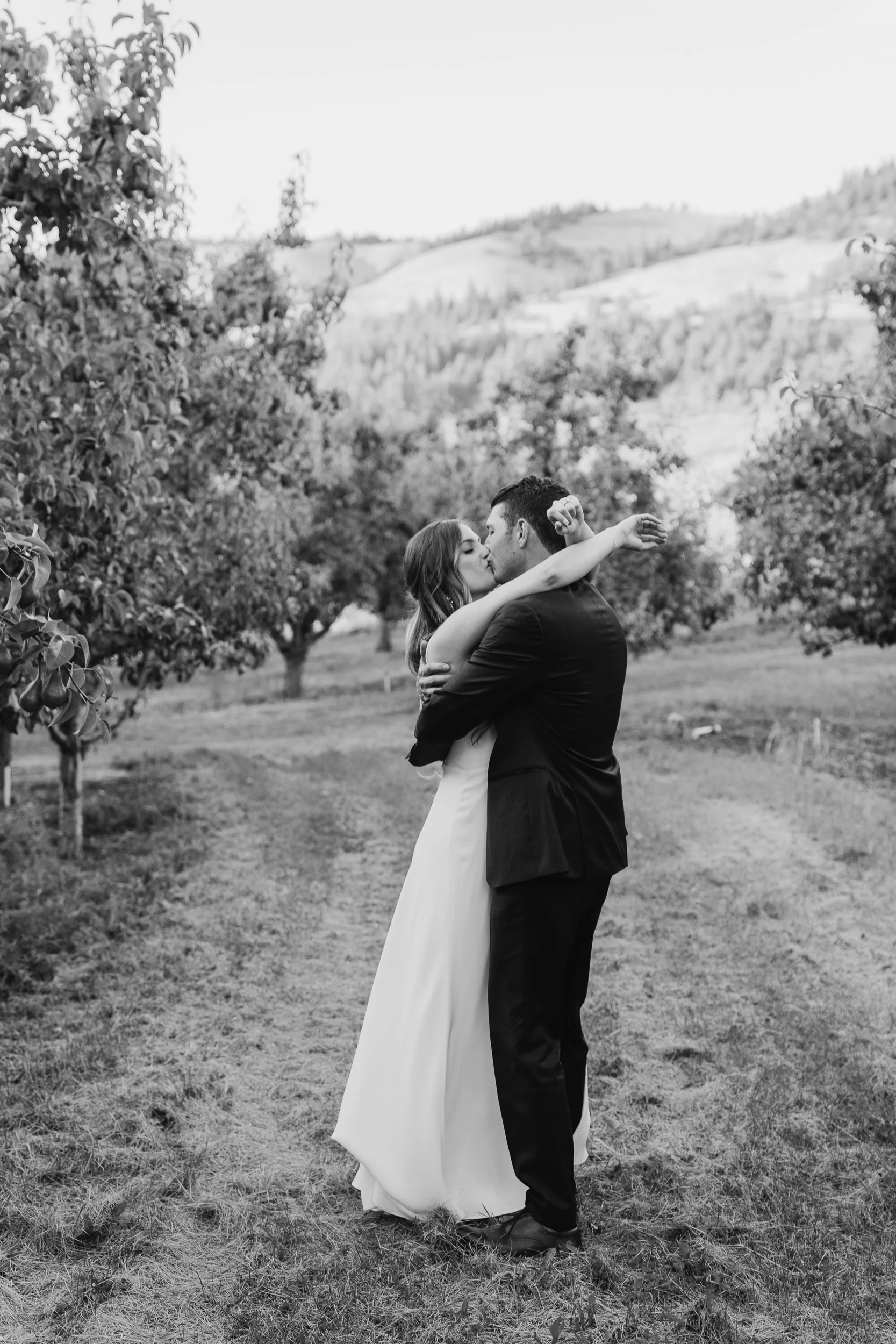 crag rat hut wedding photographer-55.jpg