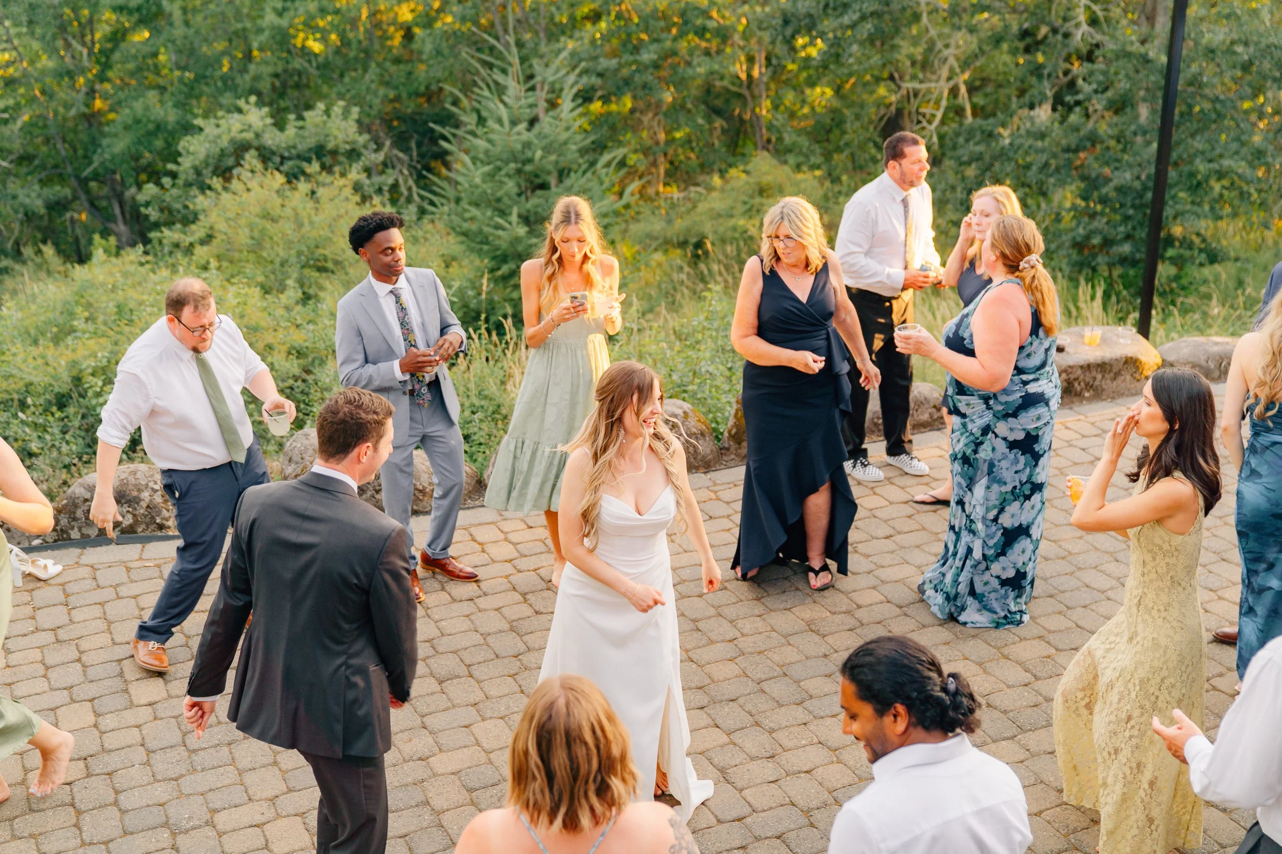 crag rat hut wedding photographer-63.jpg