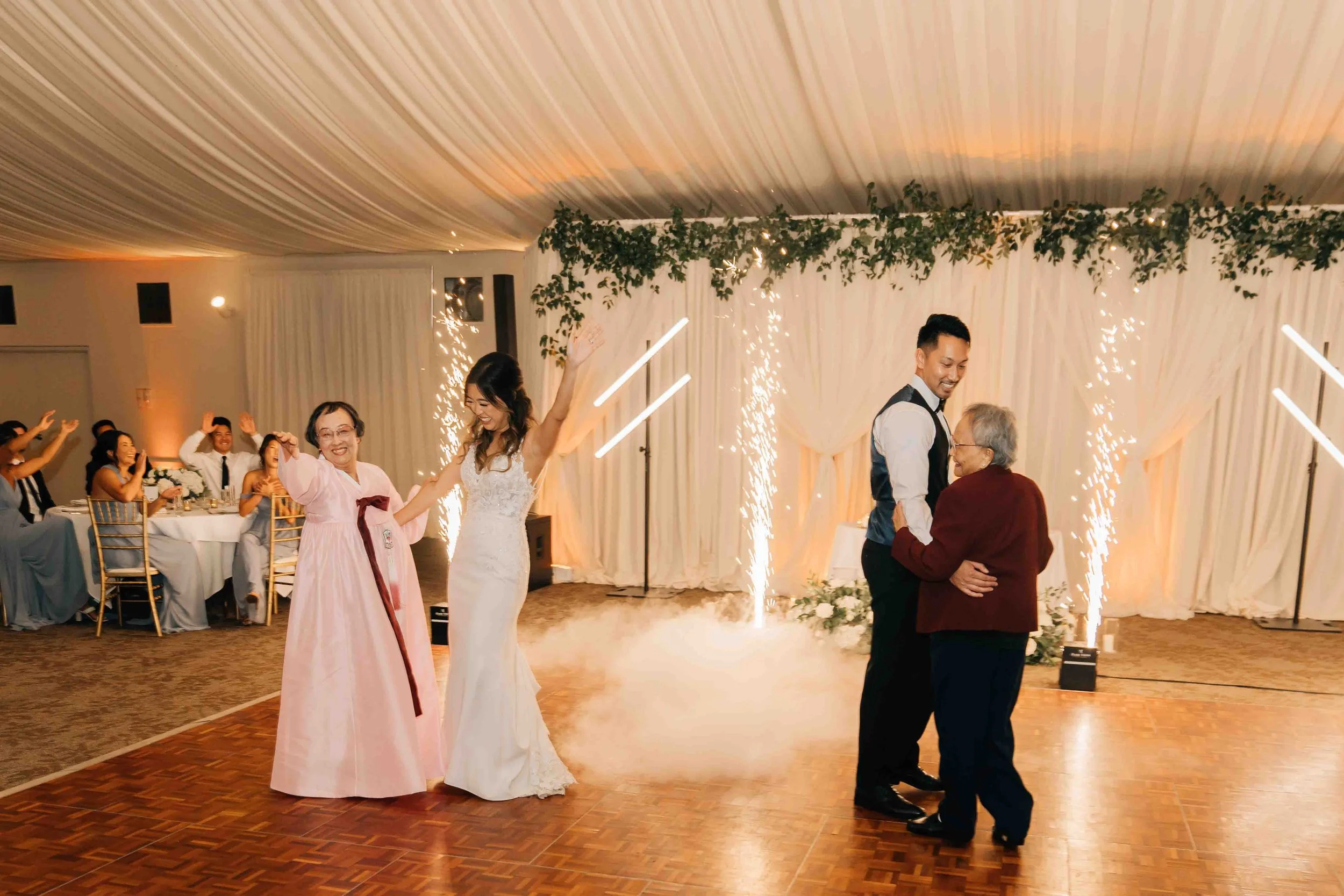 Oregon Golf Clun Wedding photographer -84.jpg