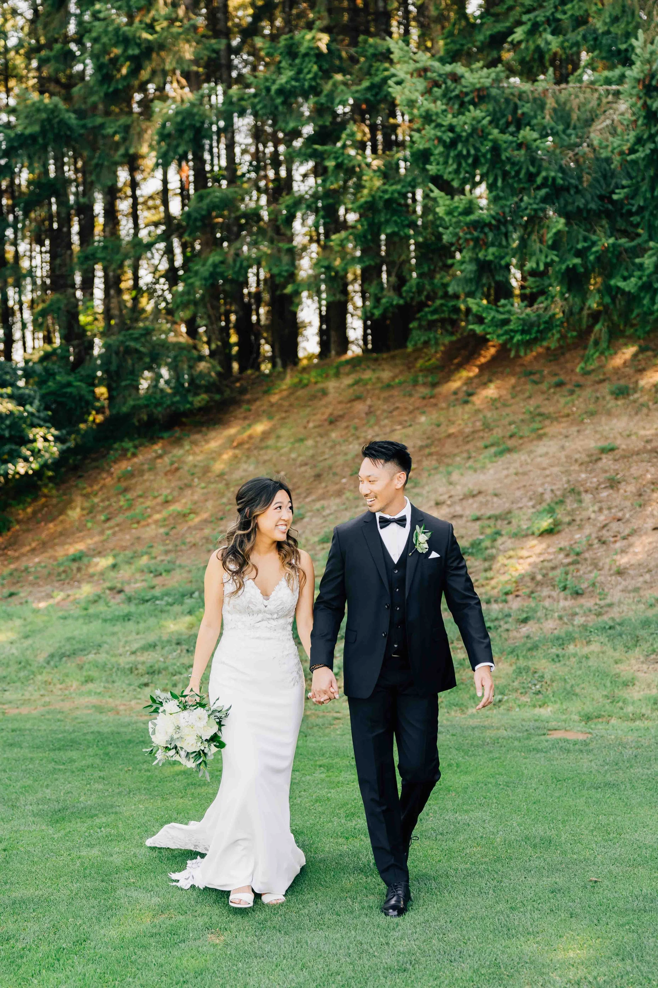 Oregon Golf Clun Wedding photographer -25.jpg