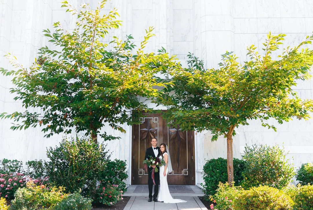 Portland LDS Temple Wedding in Lake Oswego, Oregon | Cortland &amp; Madison’s Romantic Day &amp; Pool Reception
