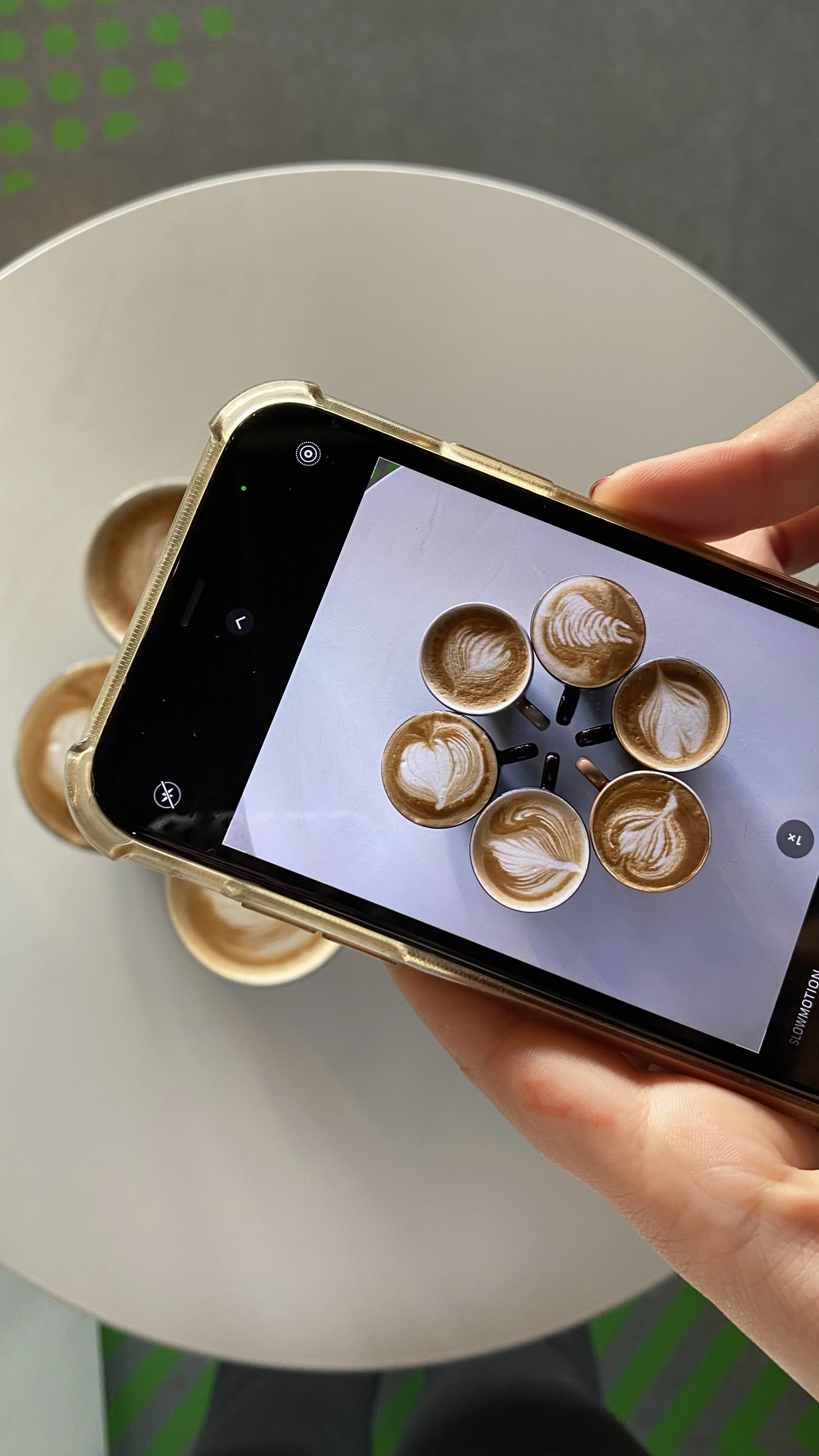 How to use Instagram's social features to grow your small business