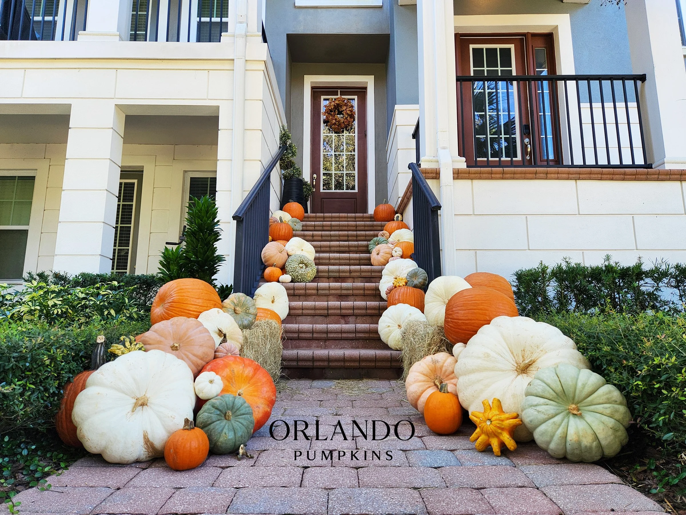 Luxury Porch Pumpkin Delivery in Orlando: How It Works and What to Expect
