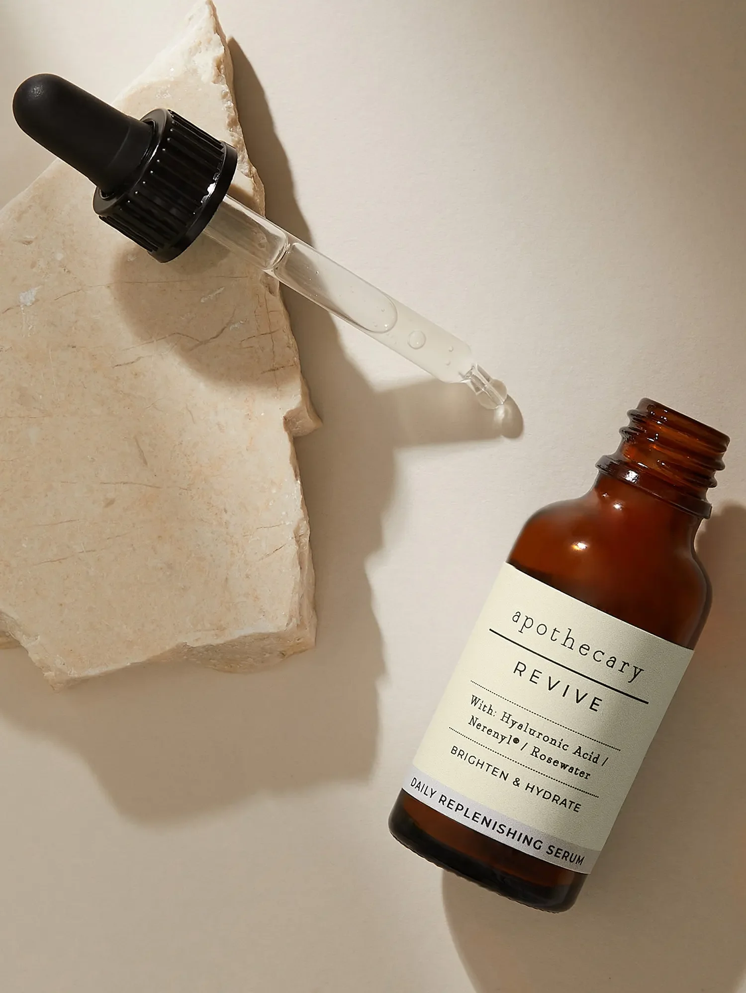 serum-product-still-life-photography.webp