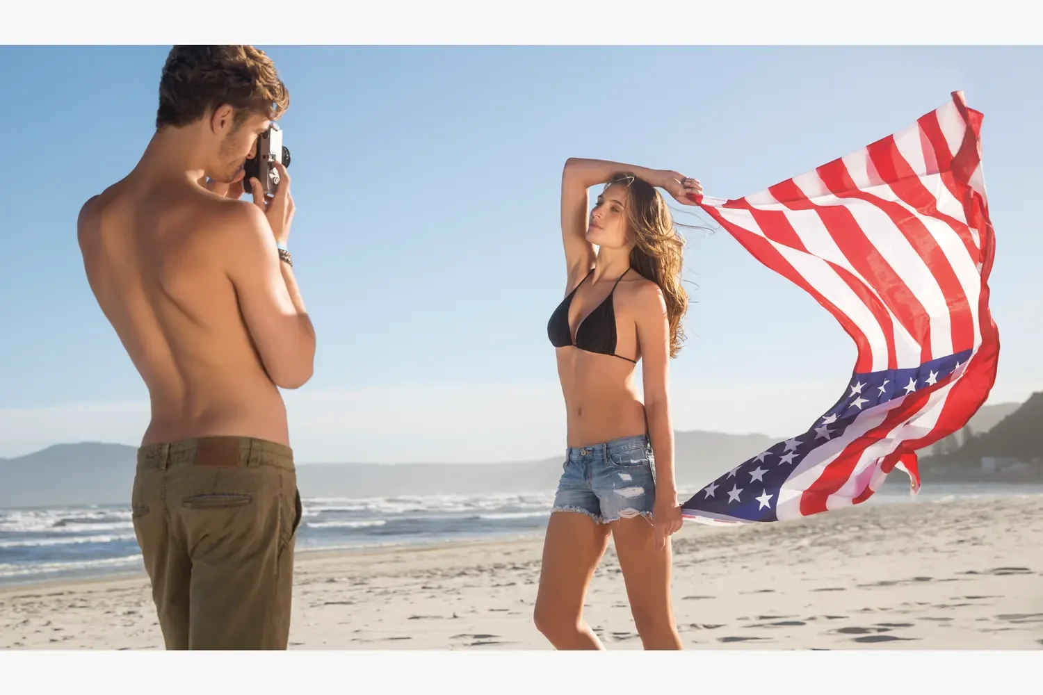 lifestyle-beach-american-flag.webp