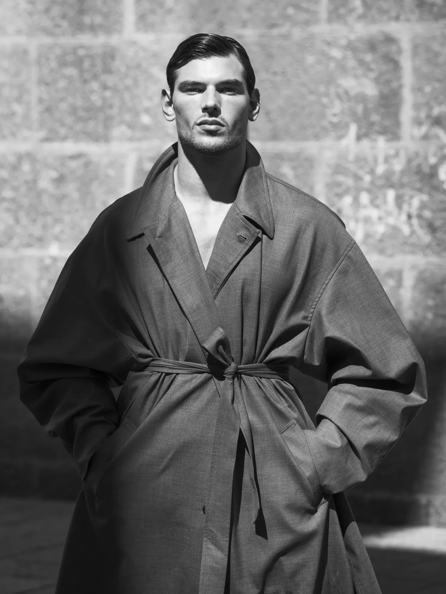 fashion-editorial-menswear-location-sardinia-6.webp