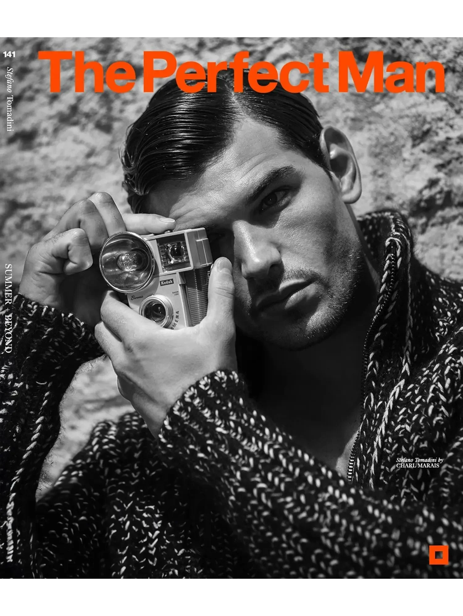 fashion-editorial-menswear-location-sardinia-2.webp