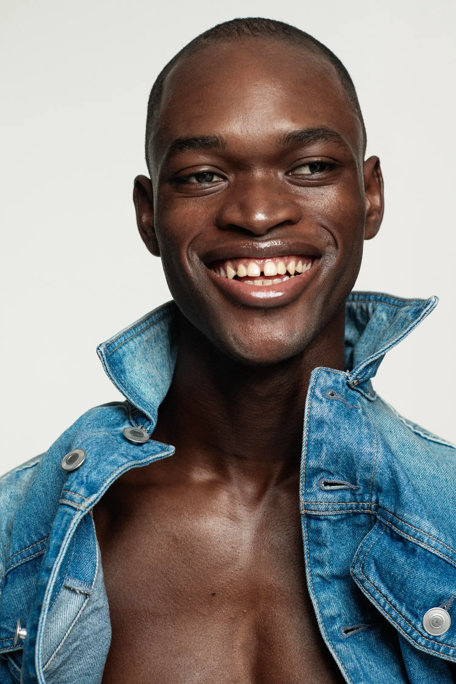 mens-fashion-shoot-17.webp