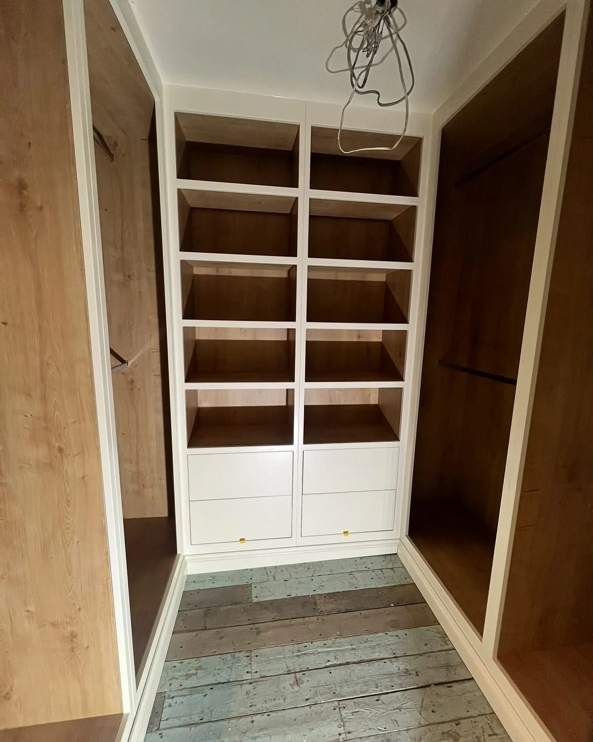 ✨ Transforming Spaces | Custom Walk-In Wardrobe ✨
From 3D concept to a fully bespoke installation &mdash; another dream space brought to life 

🛠️ Handmade craftsmanship
📐 Custom design and fit
🏠 Installed in a private home

Thinking of upgrading 
