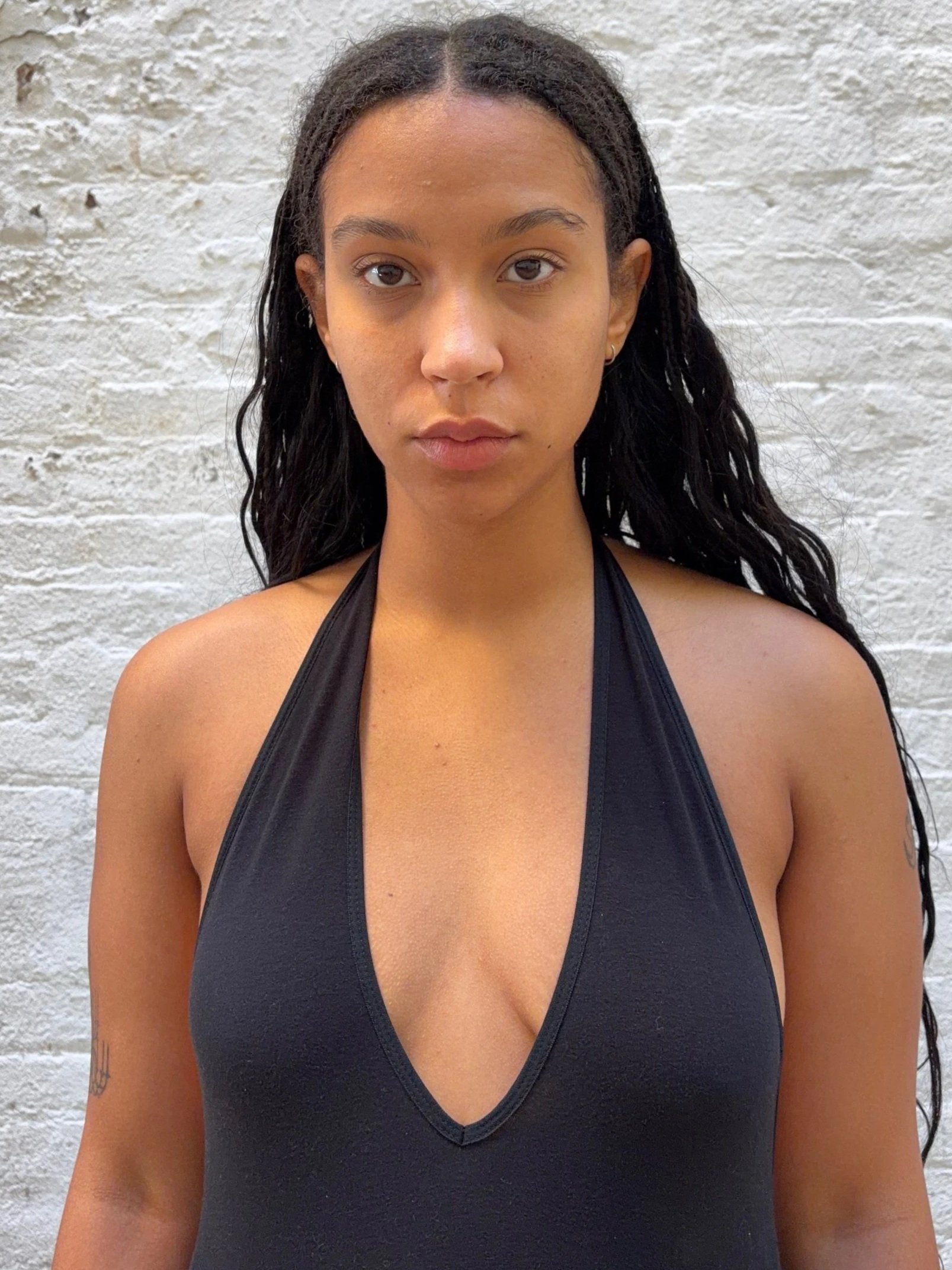 DARI | height=5'9 | waist=28 | shoe=9.5 | hair=brown | location=New York | sex=female