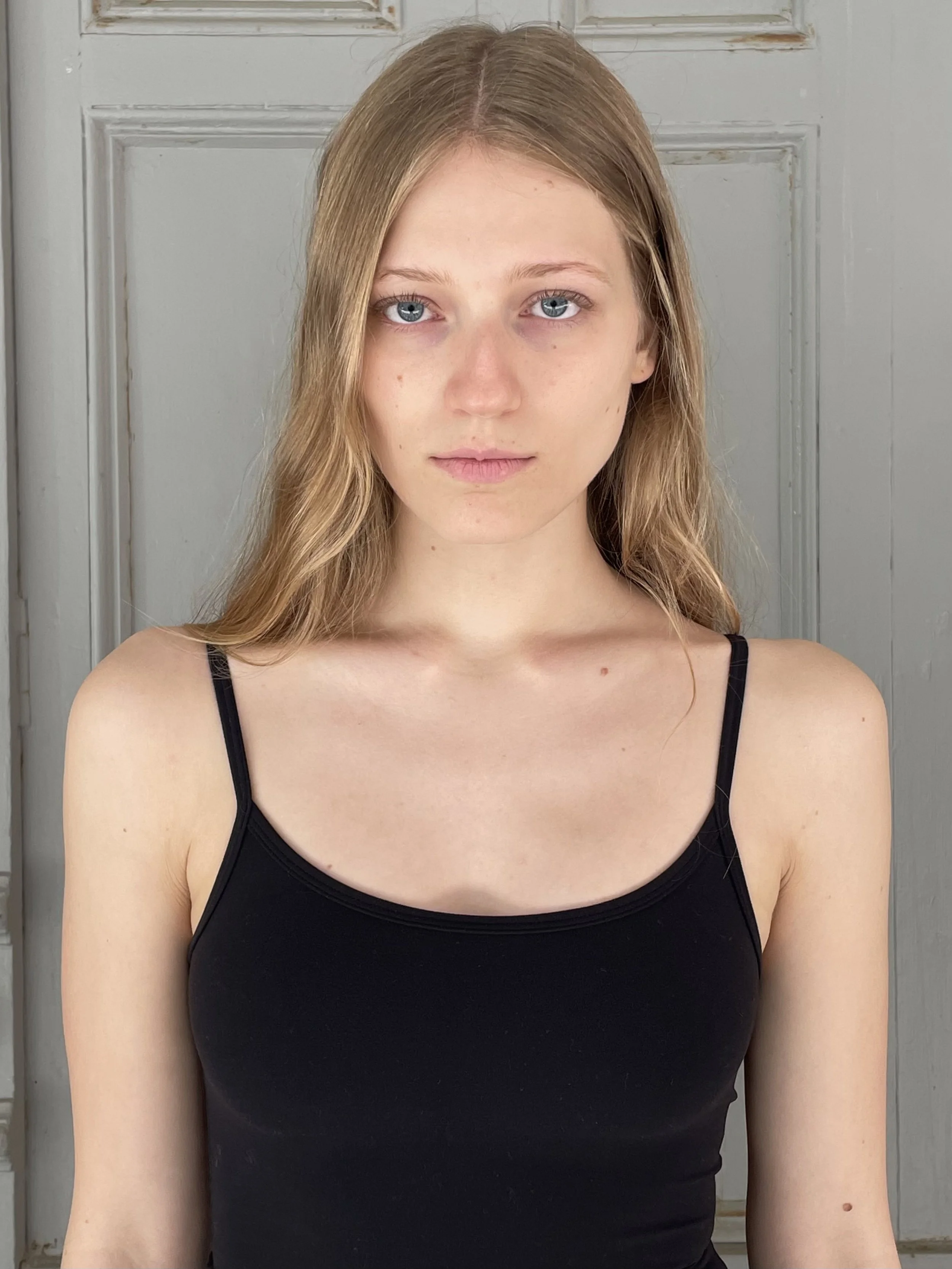 SASHA | height 5'6" | waist=26 | shoe=7.5 | hair=blonde | location=New York | sex=female