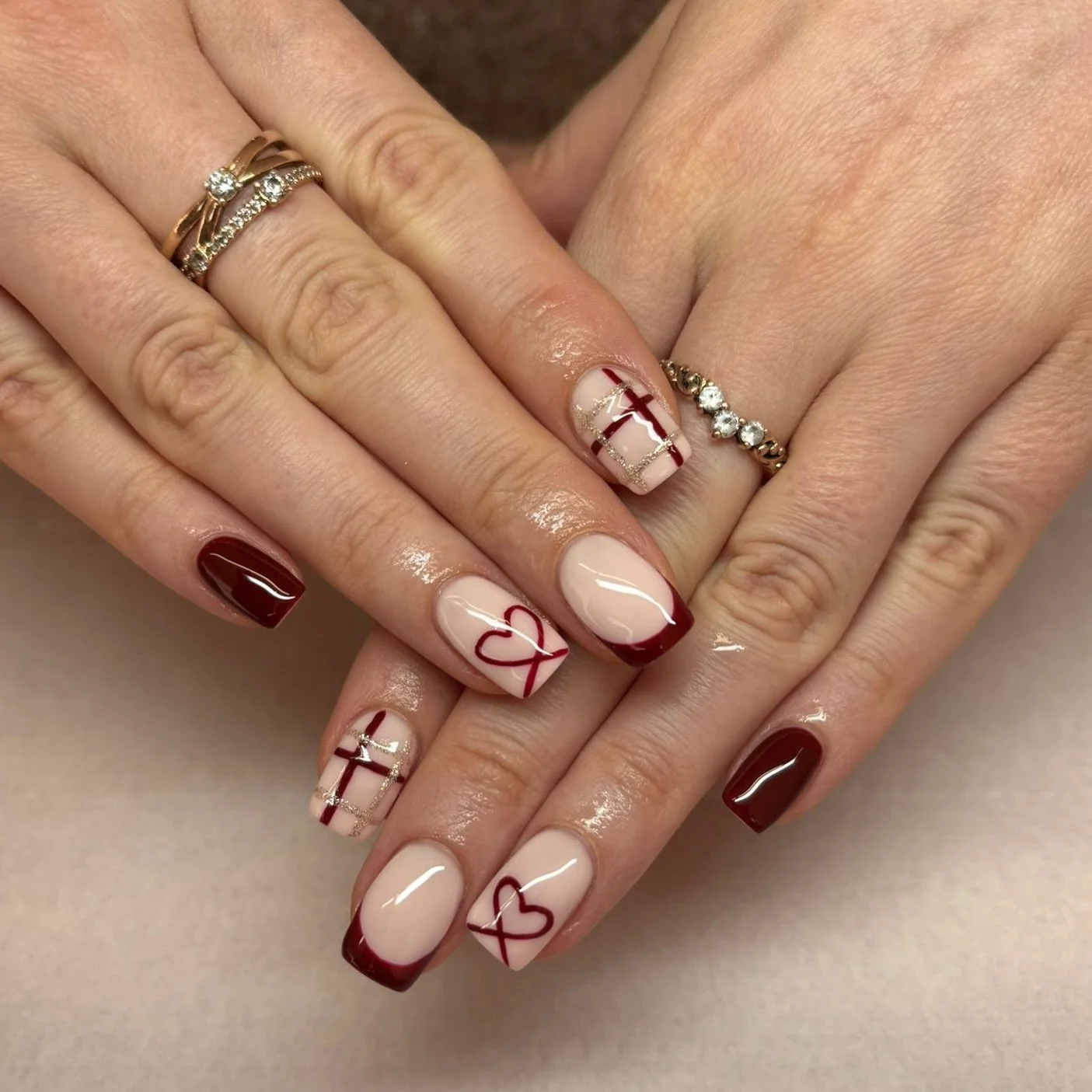 Just obsessed ❤️

Another set of builder gel (BIAB nails) with Lois!

#biabnails #buildergel #nailtech #nailgoals #naturalnails #nailartistuk #rochesterkent #kentnails #manicuregoals #healthystrongnails